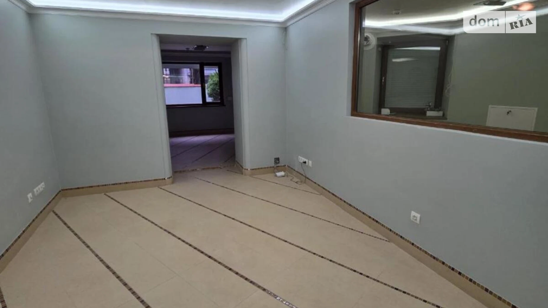 Сдается в аренду офис 61 кв. м в бизнес-центре, цена: 550 $ - фото 5