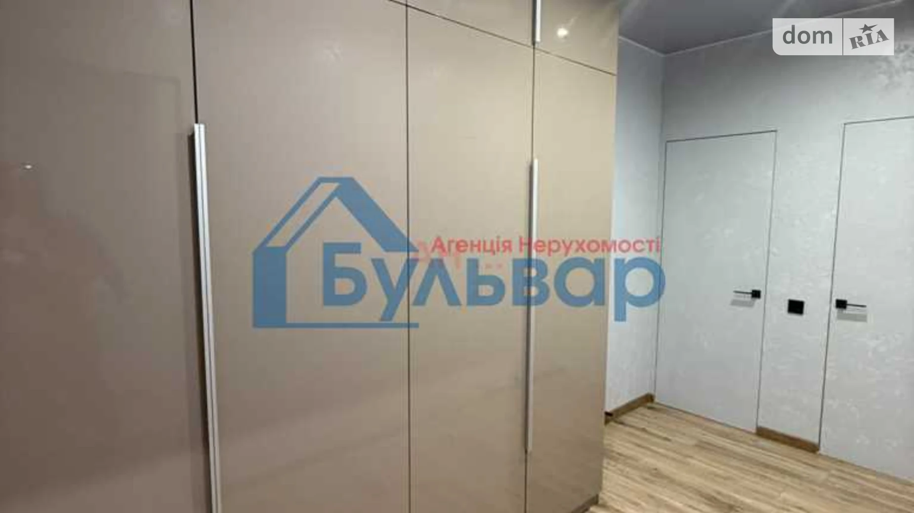 Продается 1-комнатная квартира 48 кв. м в Полтаве, ул. Юлиана Матвийчука(Пушкина) - фото 2