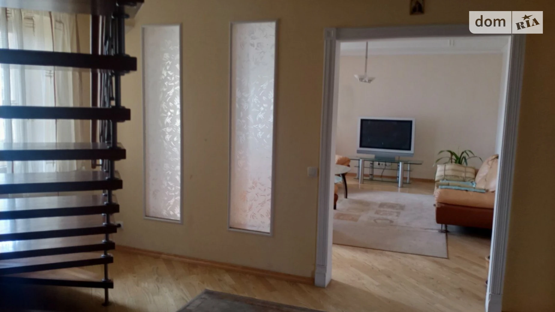 Продается 5-комнатная квартира 254 кв. м в Львове, ул. Кульпарковская, 128А - фото 2