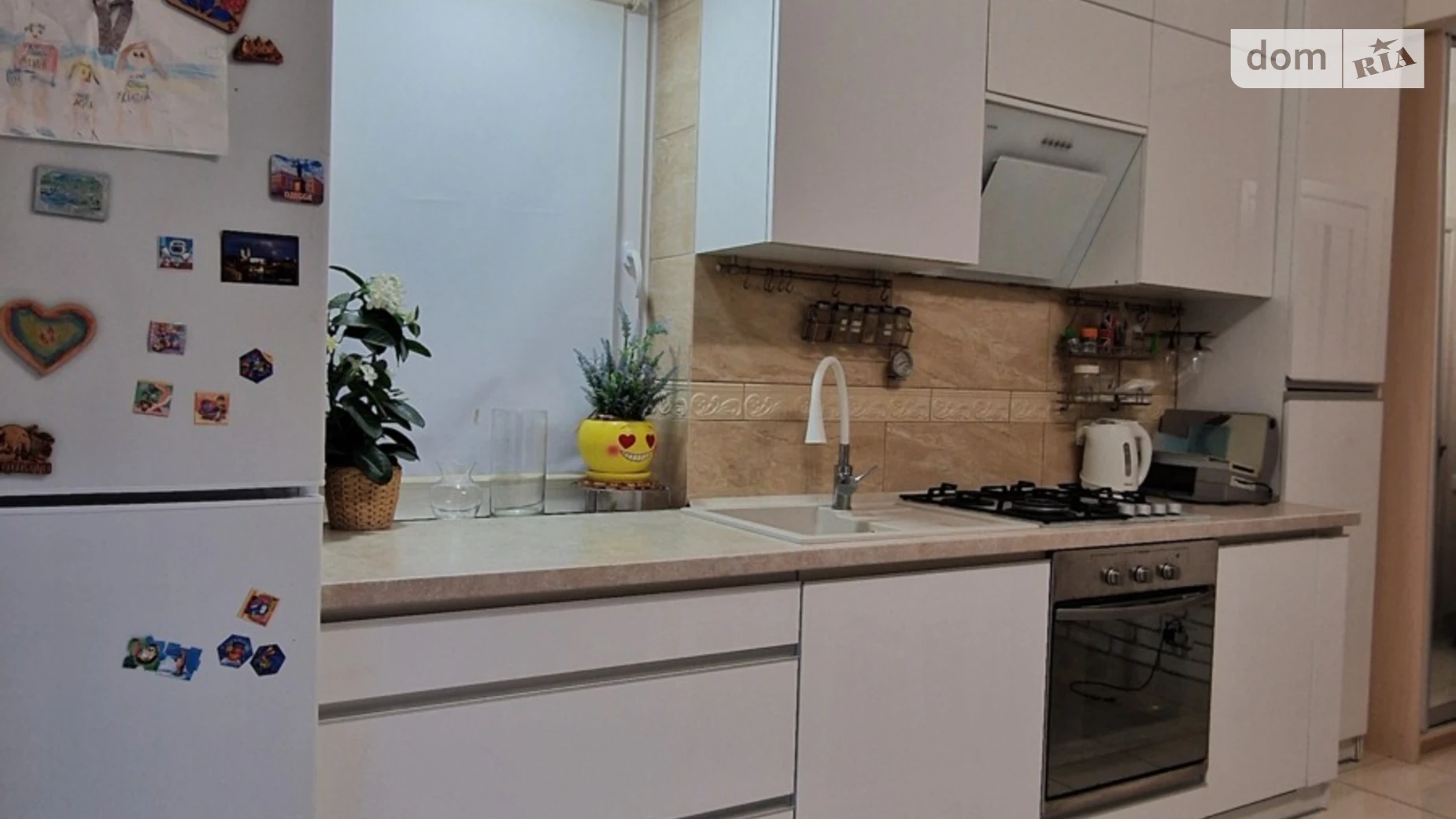 Продается дом на 2 этажа 90 кв. м с подвалом, цена: 150000 $ - фото 2