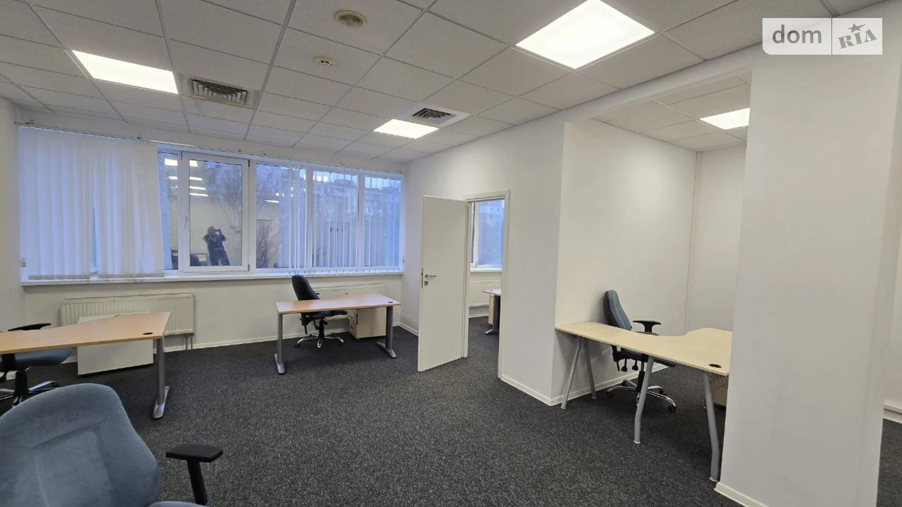 Сдается в аренду офис 585.7 кв. м в бизнес-центре, цена: 8786 $ - фото 2
