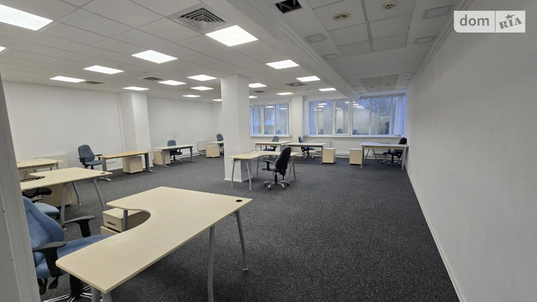 Сдается в аренду офис 585.7 кв. м в бизнес-центре, цена: 8786 $ - фото 5
