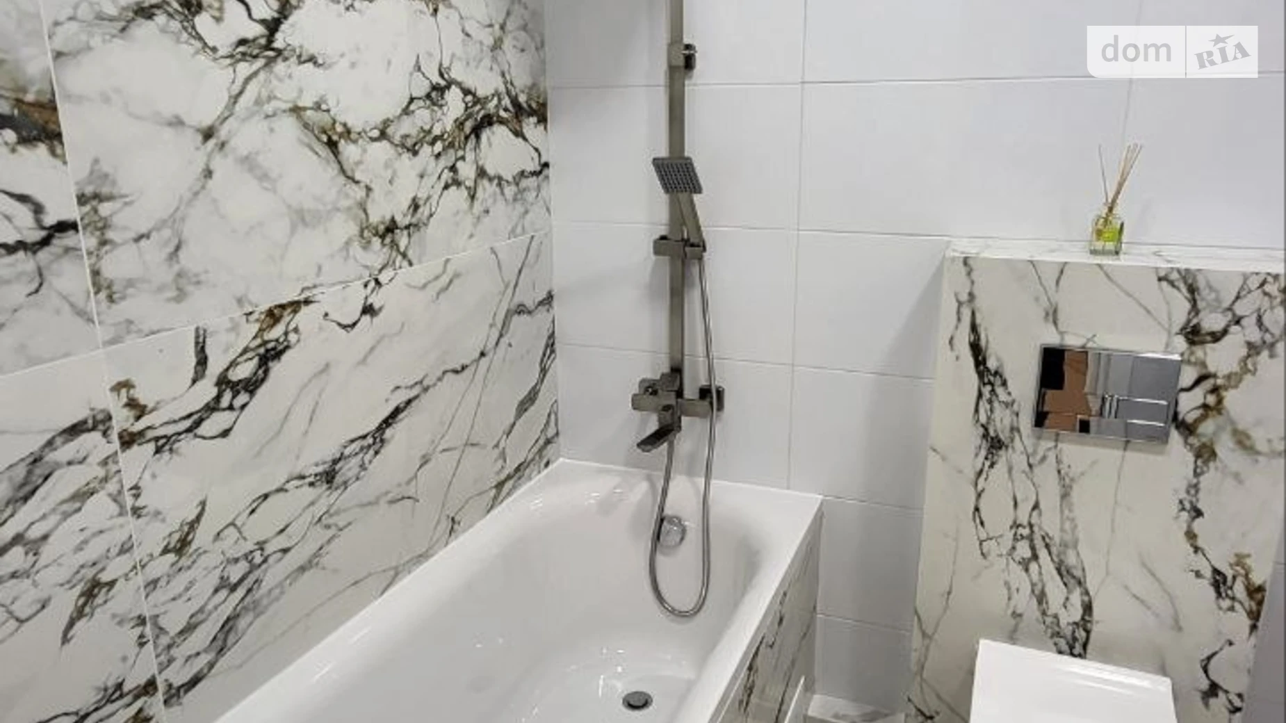 Сдается в аренду 1-комнатная квартира 53 кв. м в Хмельницком, ул. Степана Бандеры - фото 2