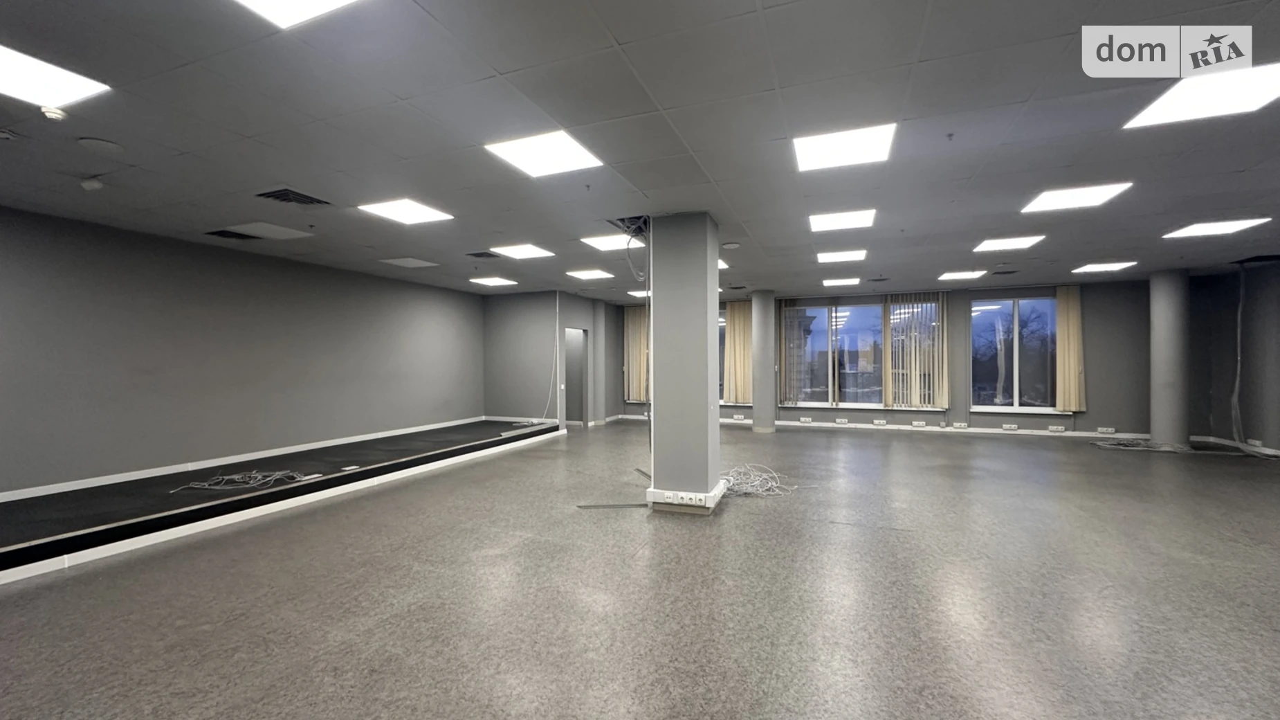 Сдается в аренду офис 575 кв. м в бизнес-центре, цена: 8625 $ - фото 5