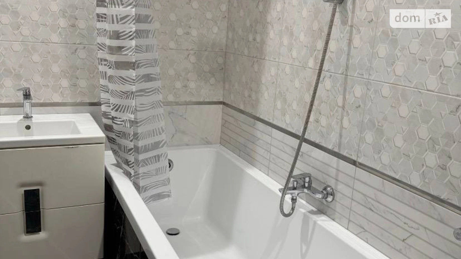 2-комнатная квартира 66 кв. м в Луцке, цена: 19999 грн - фото 4