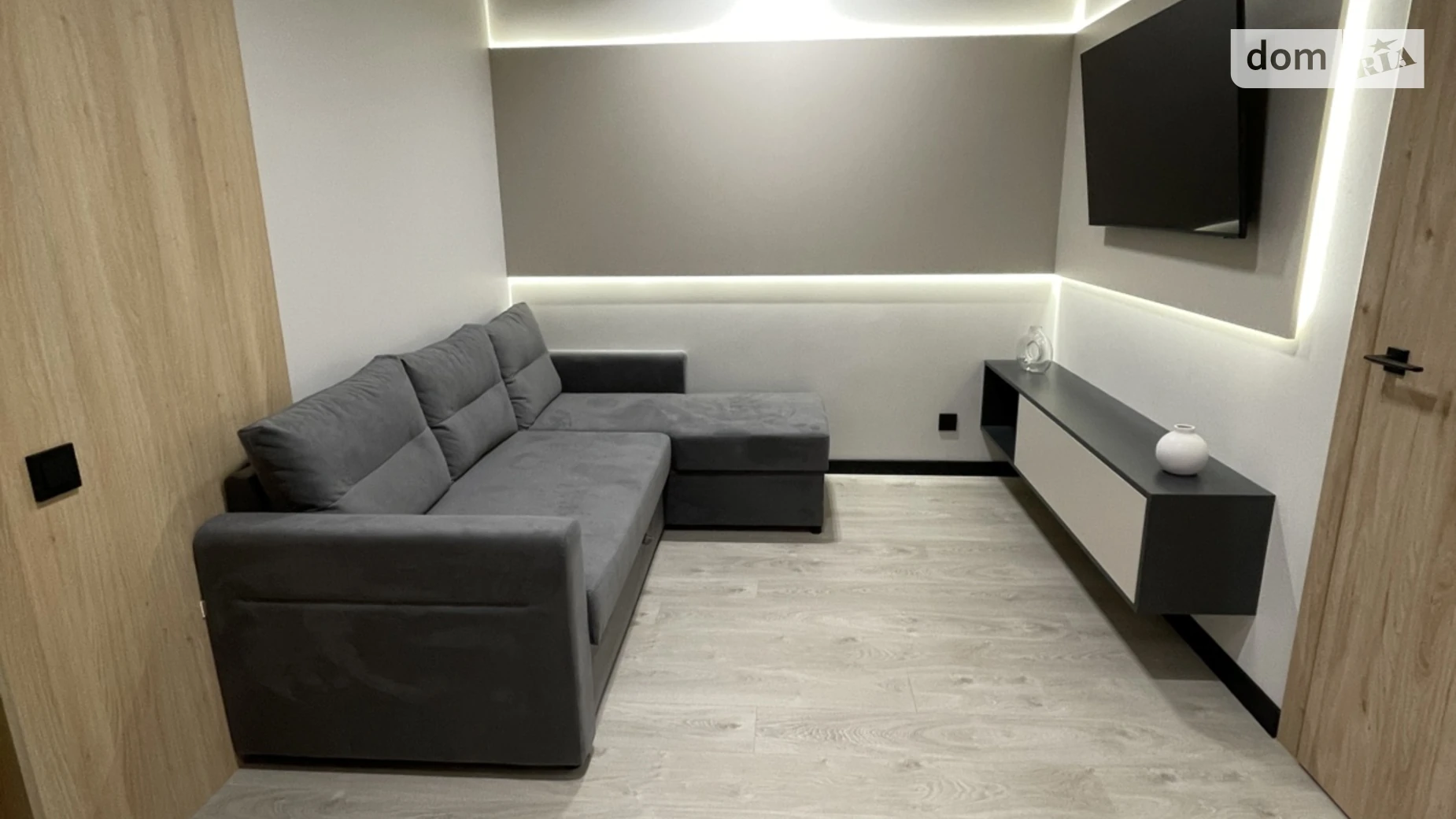 Продается 1-комнатная квартира 42 кв. м в Одессе, ул. Краснова, 1В корпус 66 - фото 2