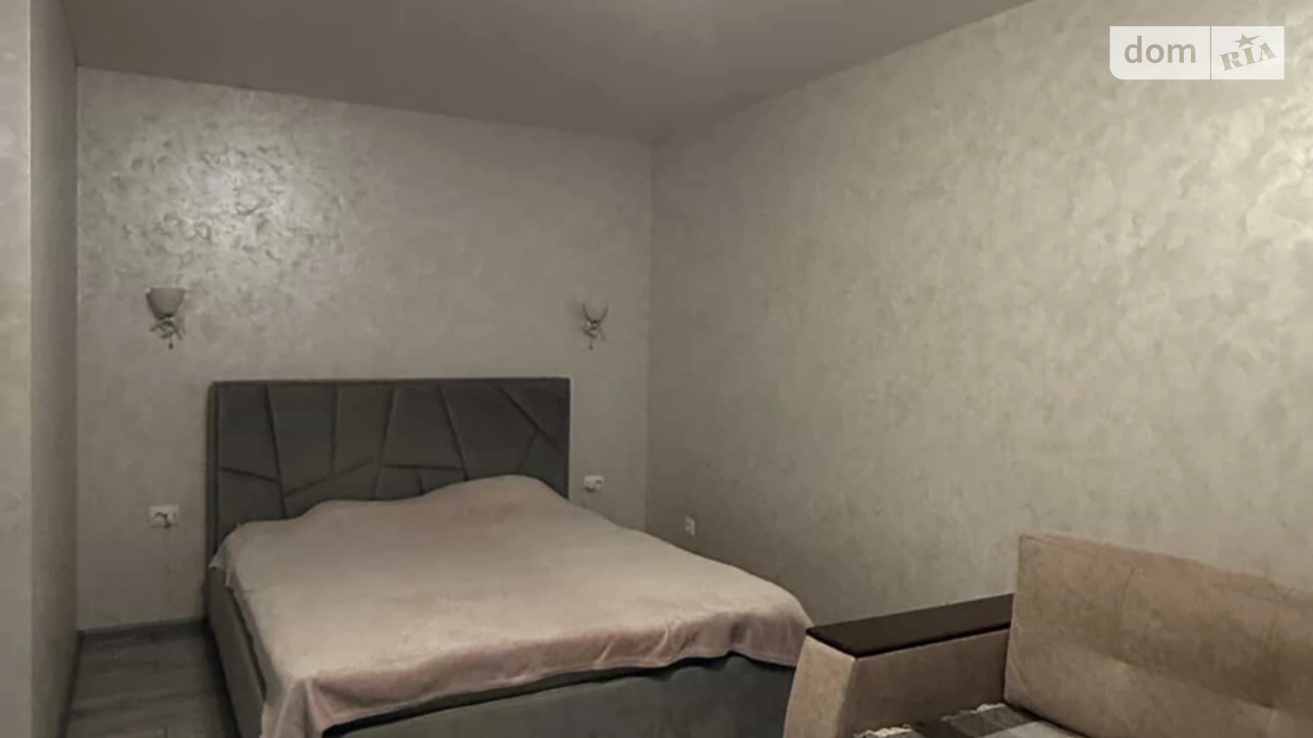 1-комнатная квартира 47 кв. м в Тернополе, ул. Довженко Александра - фото 2