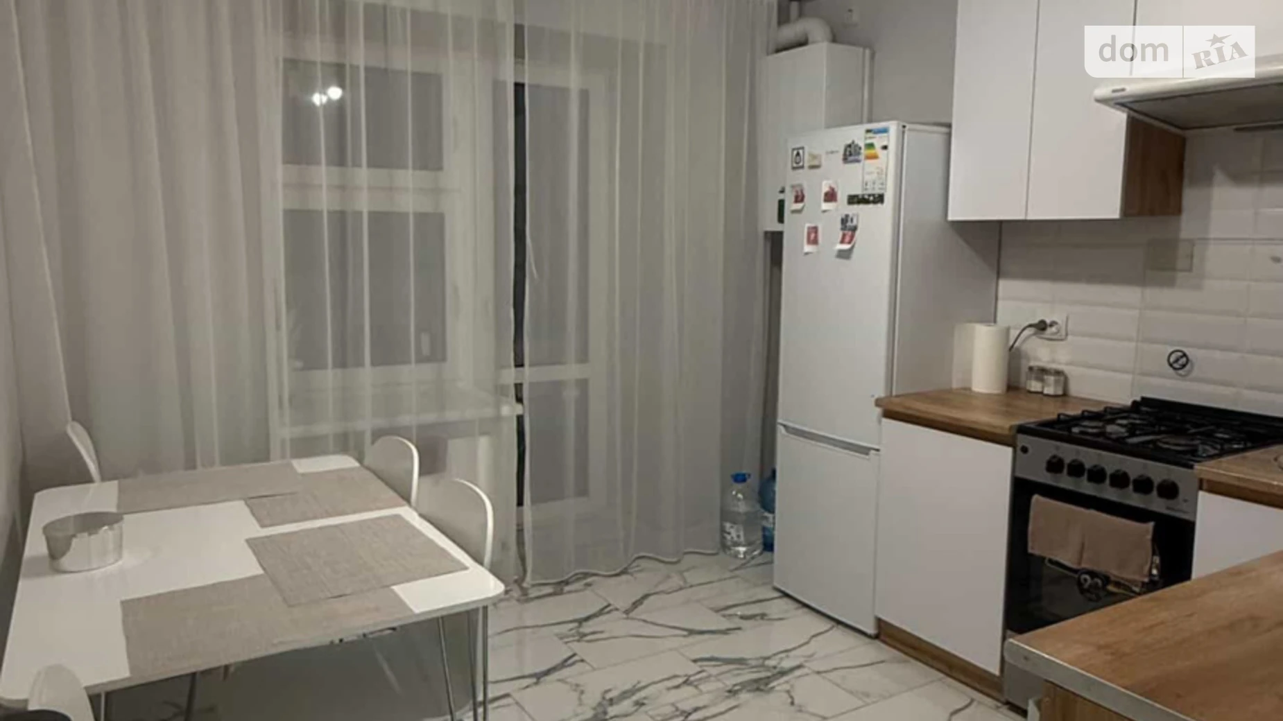 1-комнатная квартира 47 кв. м в Тернополе, ул. Довженко Александра - фото 4