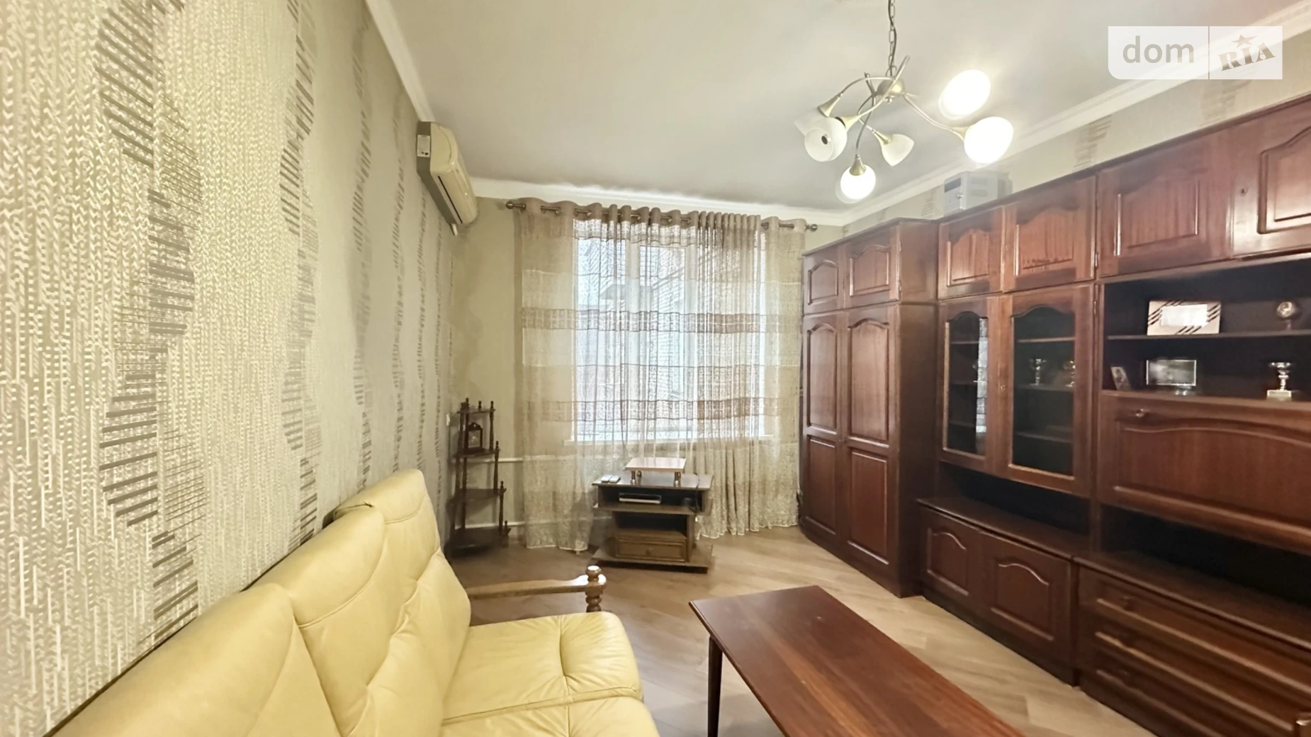 3-комнатная квартира 74 кв. м в Запорожье, ул. Независимой Украины - фото 4