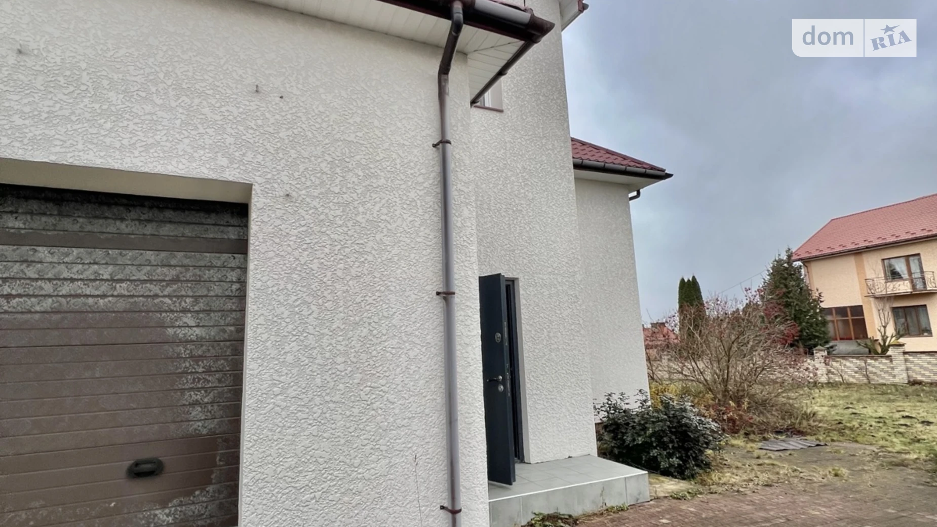 Сдается в аренду дом на 2 этажа 270 кв. м с камином, цена: 850 $ - фото 3