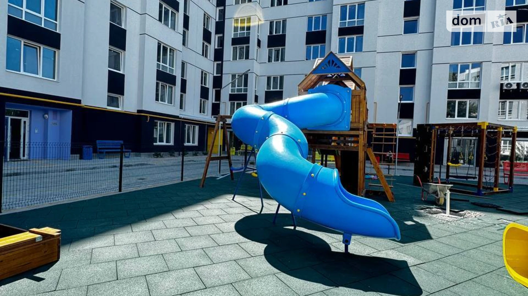 Продается 2-комнатная квартира 62 кв. м в Львове, ул. Миклеша Карла, 19 - фото 4