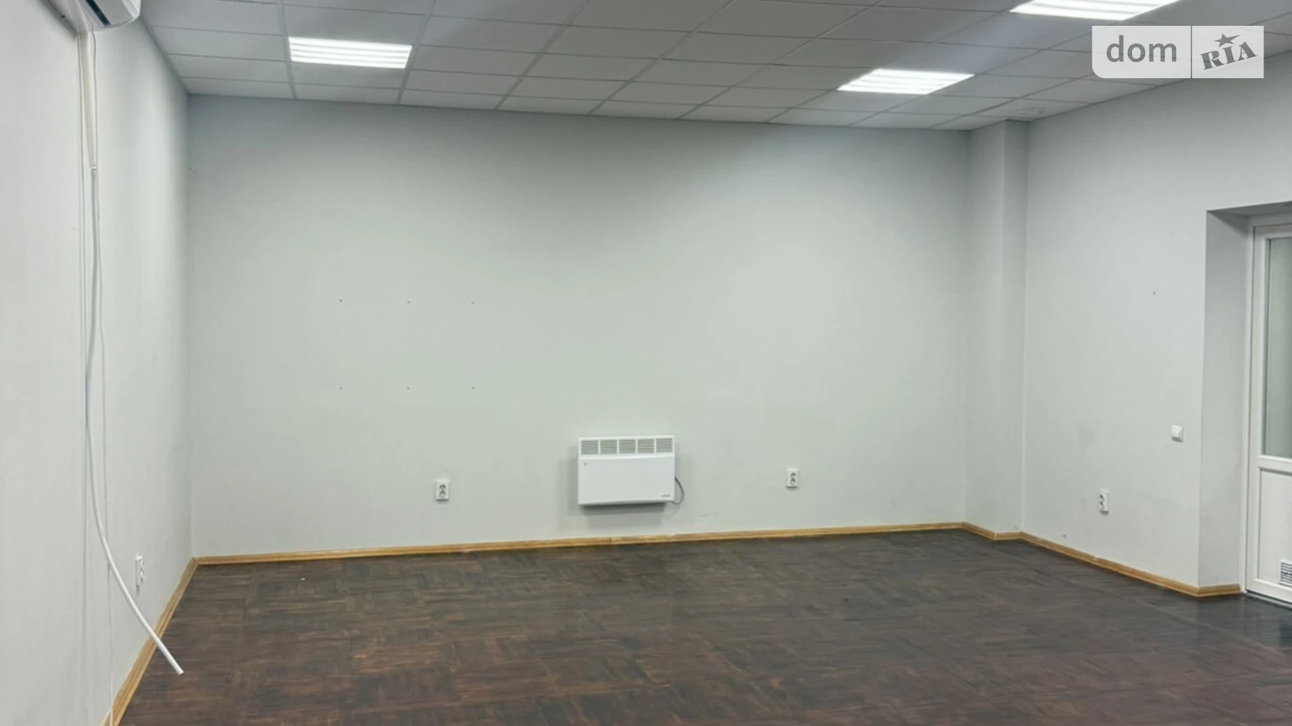Здається в оренду офіс 46 кв. м в бізнес-центрі, цена: 11040 грн - фото 4