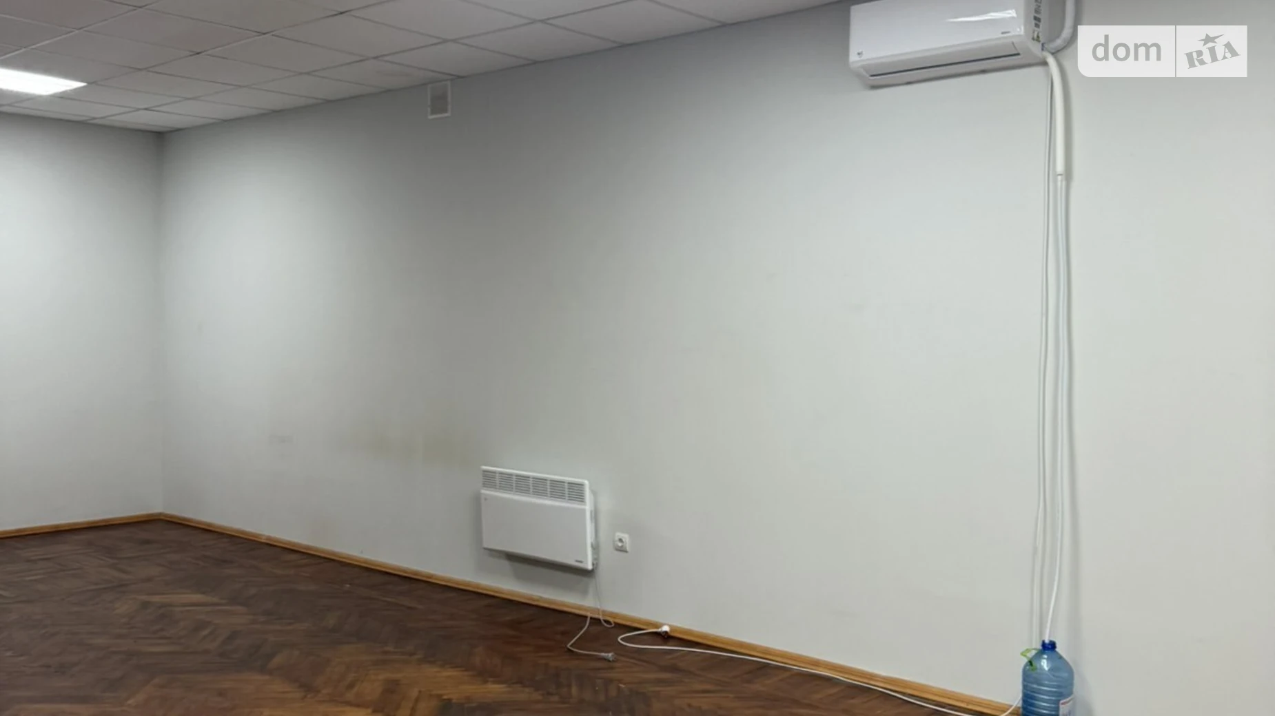 Здається в оренду офіс 49 кв. м в бізнес-центрі, цена: 11760 грн - фото 2