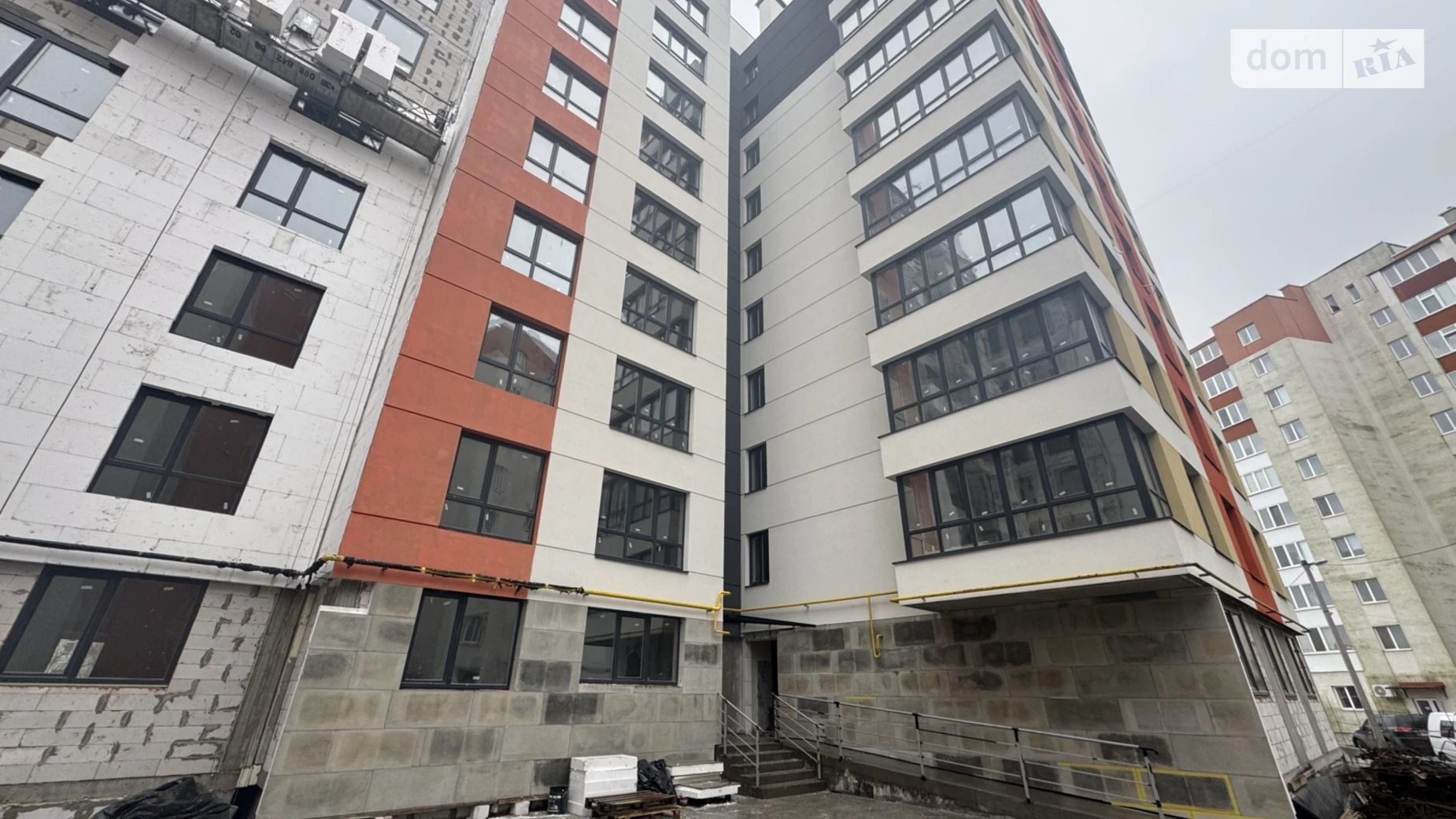 1-комнатная квартира 63 кв. м в Тернополе, ул. Троллейбусная - фото 3