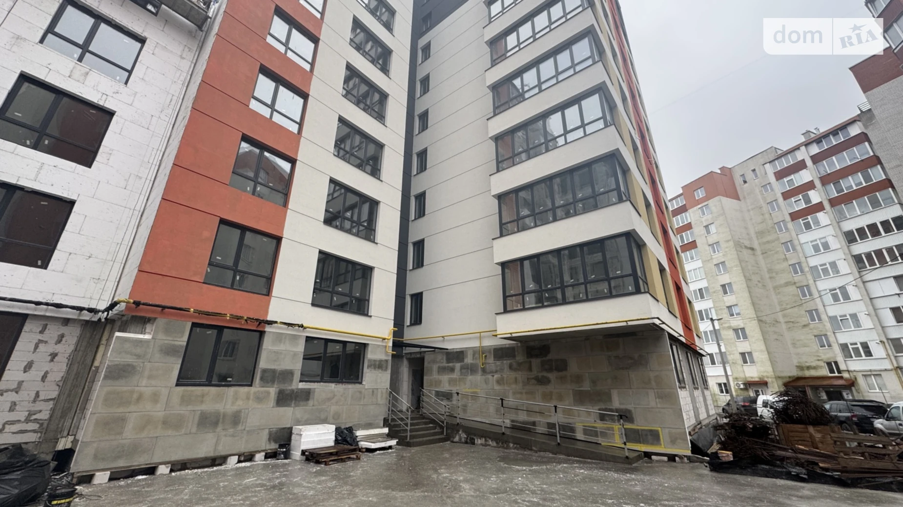 1-комнатная квартира 63 кв. м в Тернополе, ул. Троллейбусная - фото 2