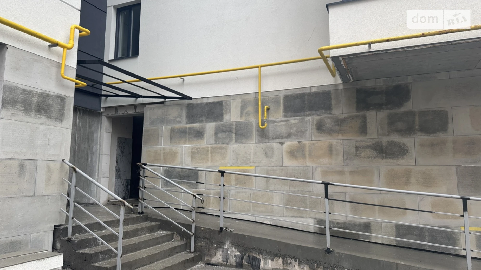 1-комнатная квартира 63 кв. м в Тернополе, ул. Троллейбусная - фото 4