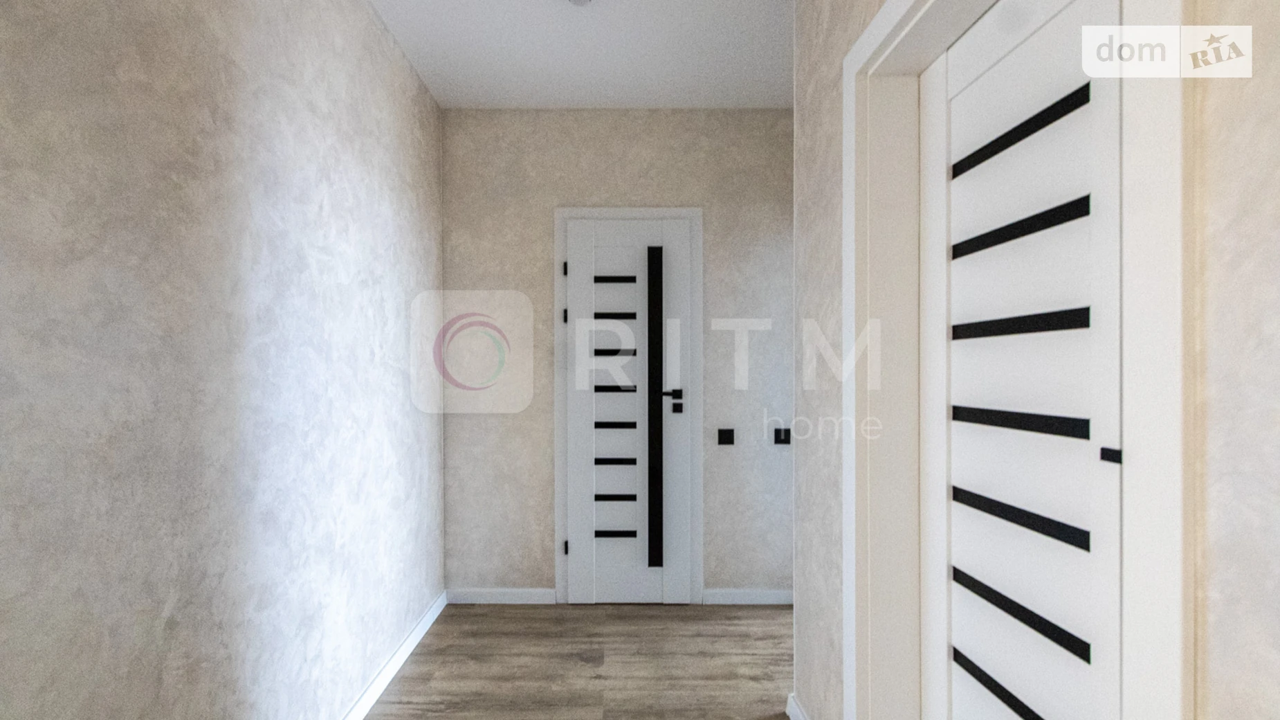 Продается 1-комнатная квартира 42 кв. м в Ивано-Франковске, ул. Волошина Августина, 2Б - фото 5