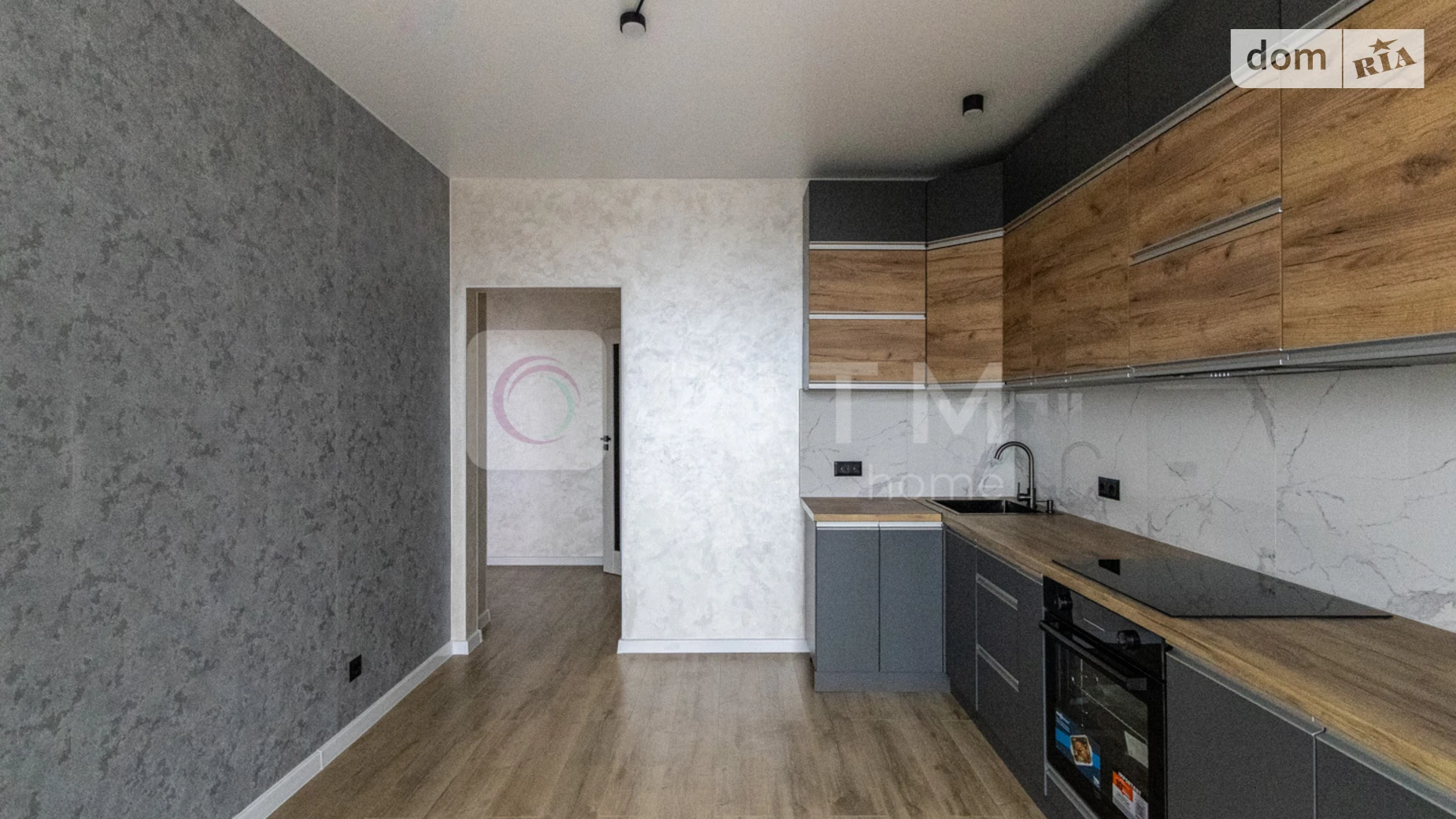 Продается 1-комнатная квартира 42 кв. м в Ивано-Франковске, ул. Волошина Августина, 2Б - фото 3