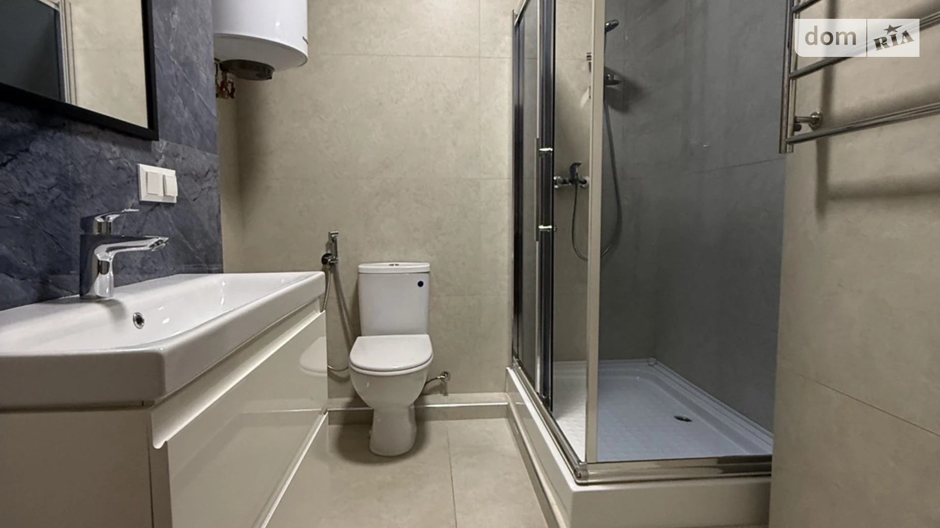 Продается 1-комнатная квартира 45.2 кв. м в Ровно, ул. Соборная, 16 - фото 4