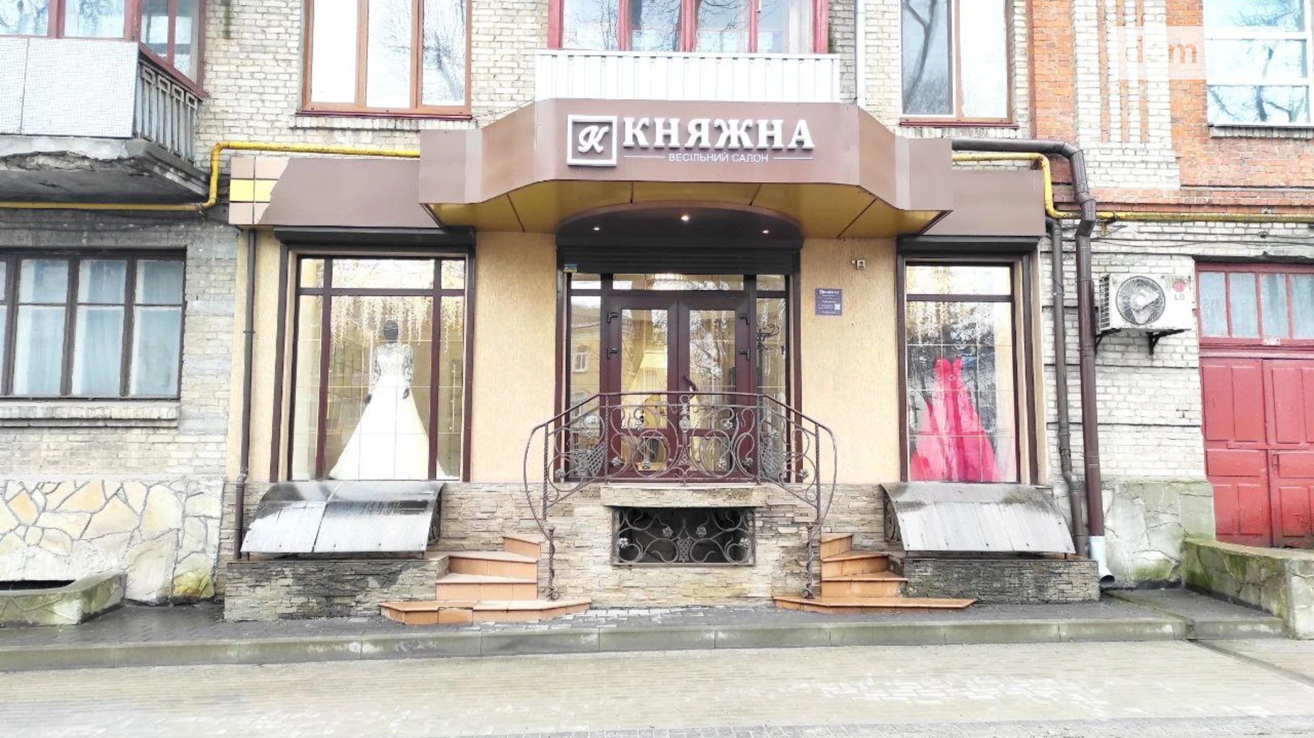 Продається об'єкт сфери послуг 87 кв. м в 4-поверховій будівлі, цена: 100000 $ - фото 3