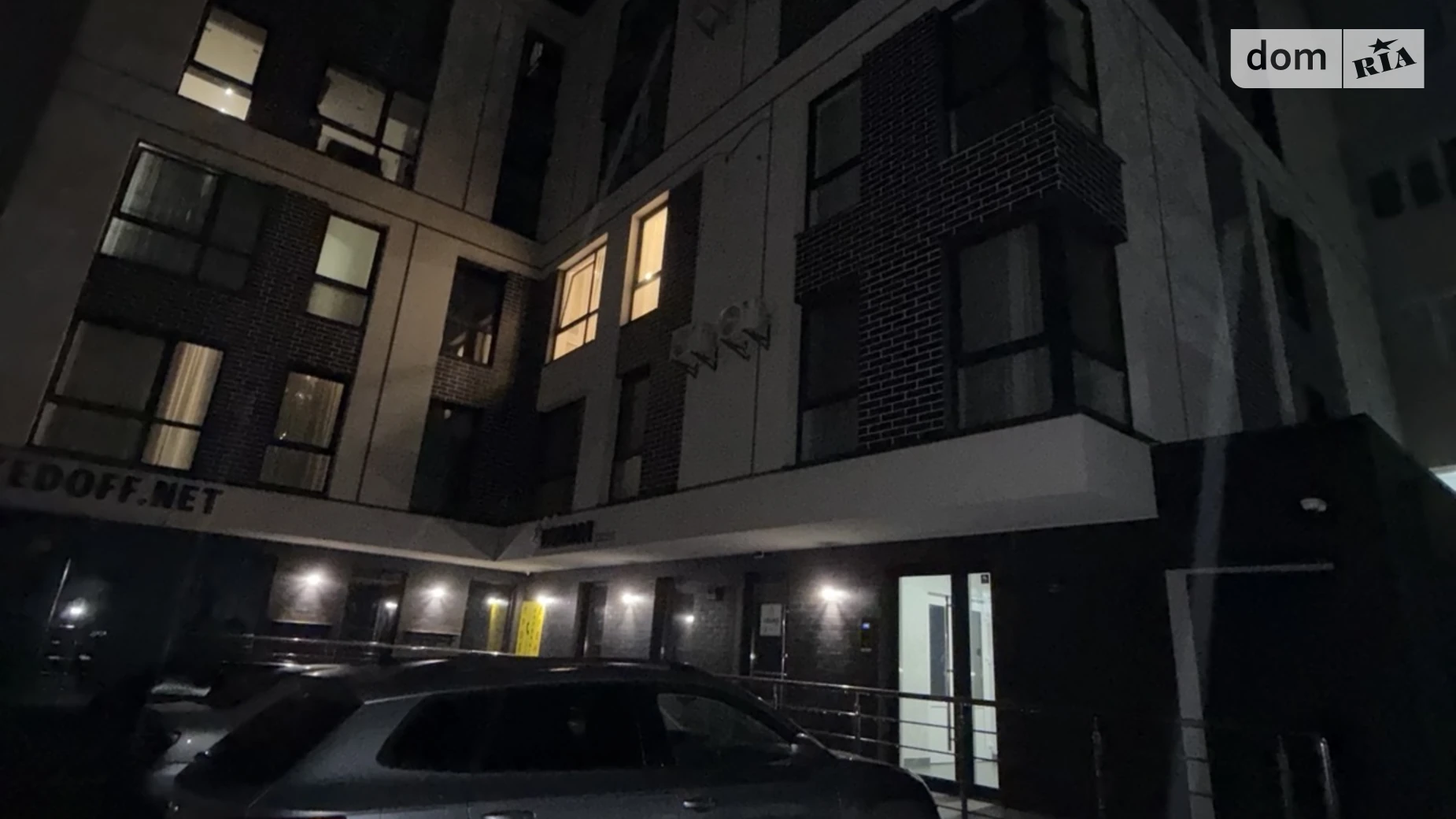 Продается 1-комнатная квартира 46 кв. м в Ровно, ул. Соборная, 16 - фото 2