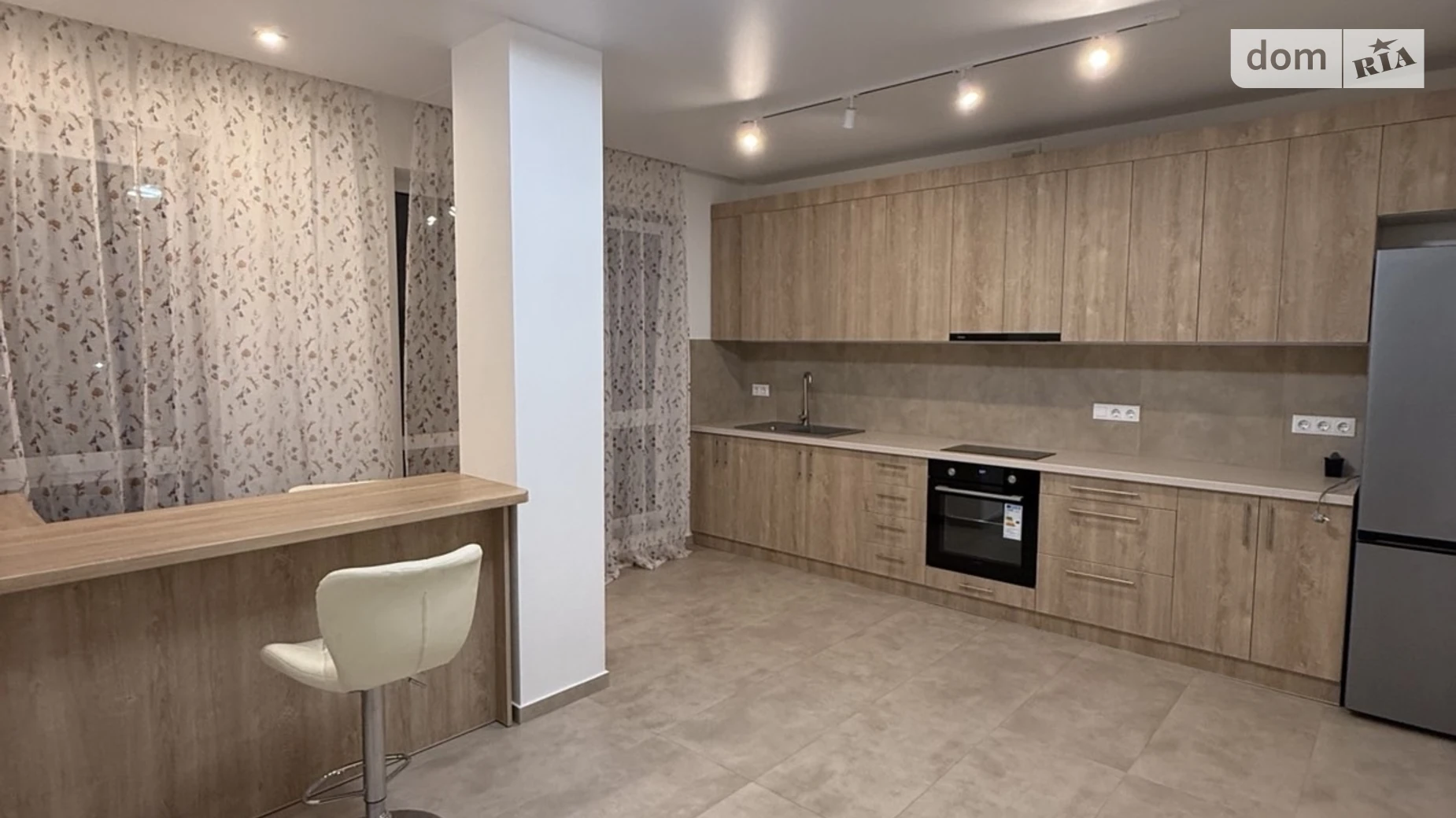 Продается 1-комнатная квартира 46 кв. м в Ровно, ул. Соборная, 16 - фото 5