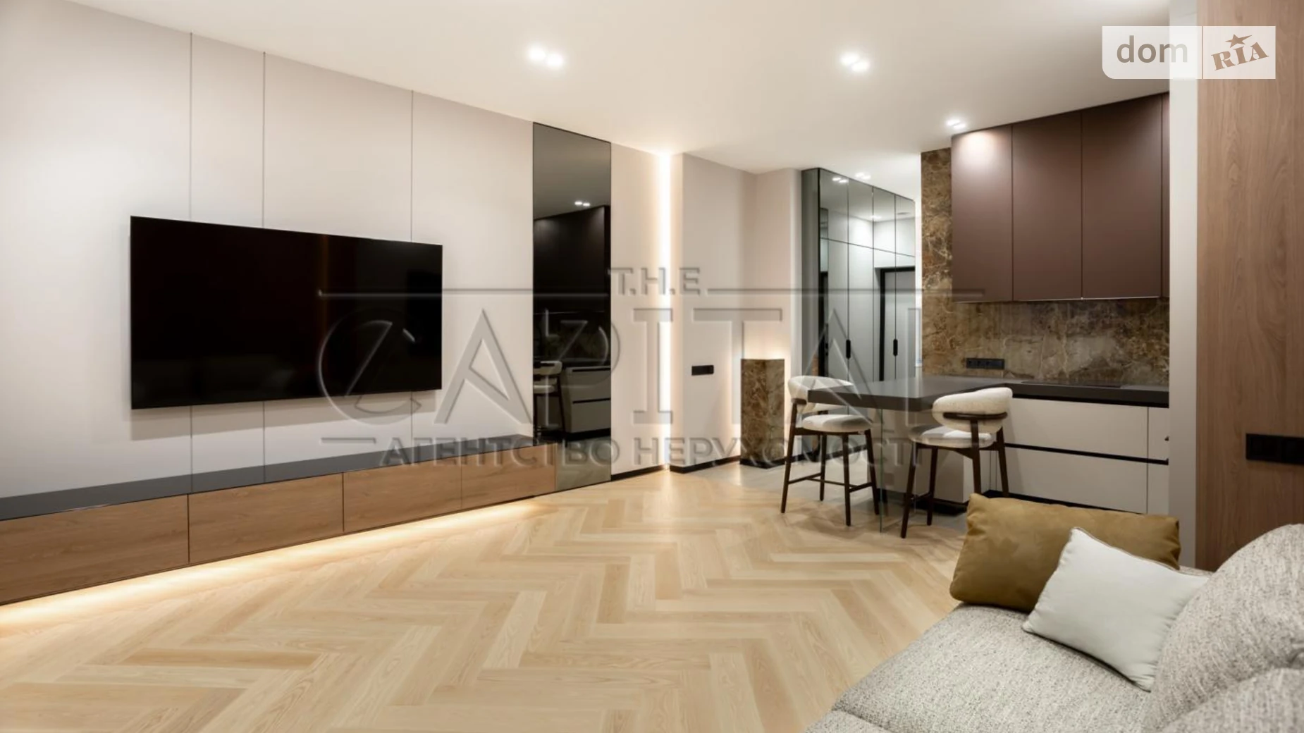 Продается 1-комнатная квартира 54 кв. м в Киеве, ул. Василия Тютюнника - фото 2