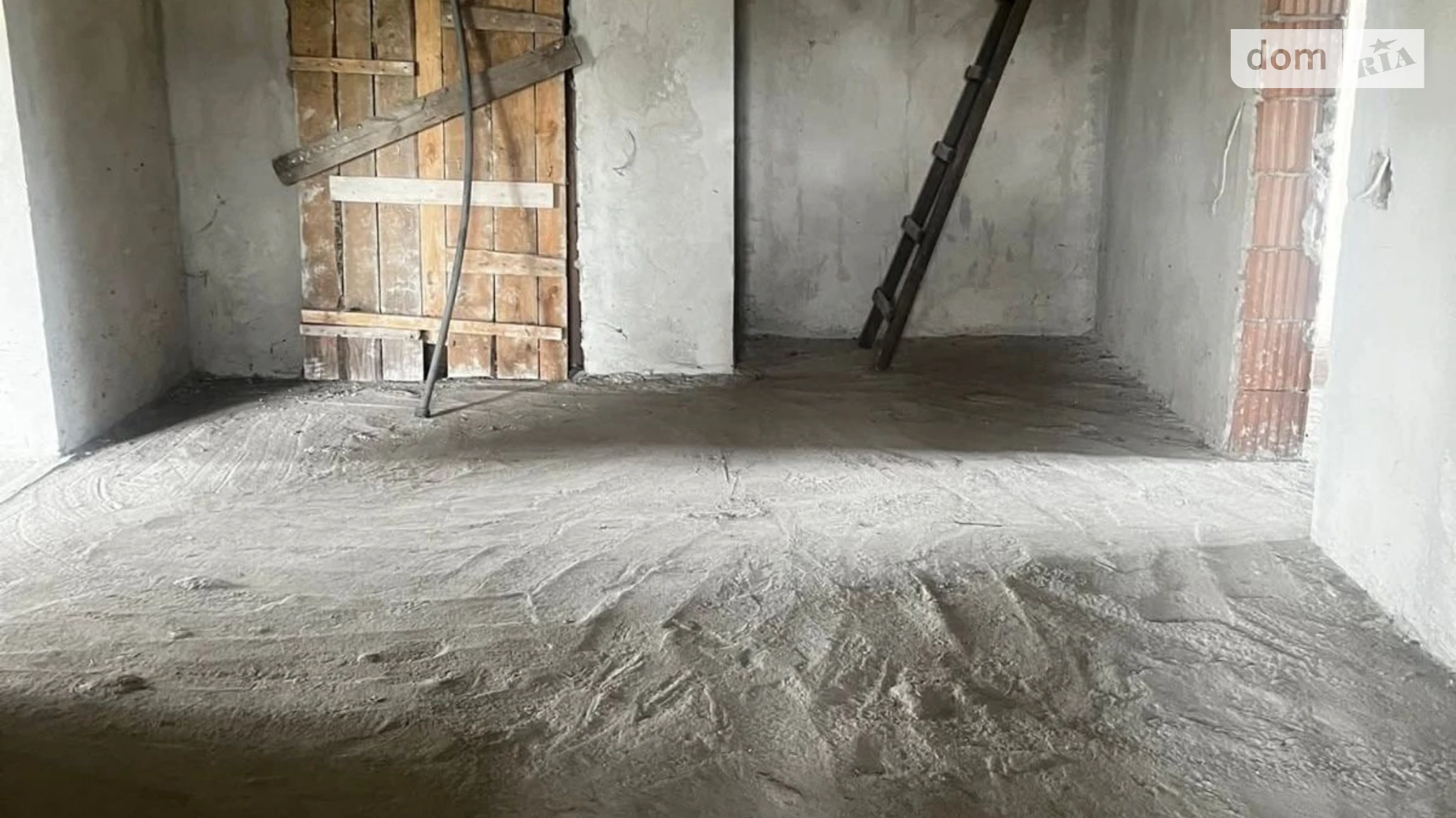 Продается дом на 2 этажа 298 кв. м с подвалом, цена: 100000 $ - фото 2