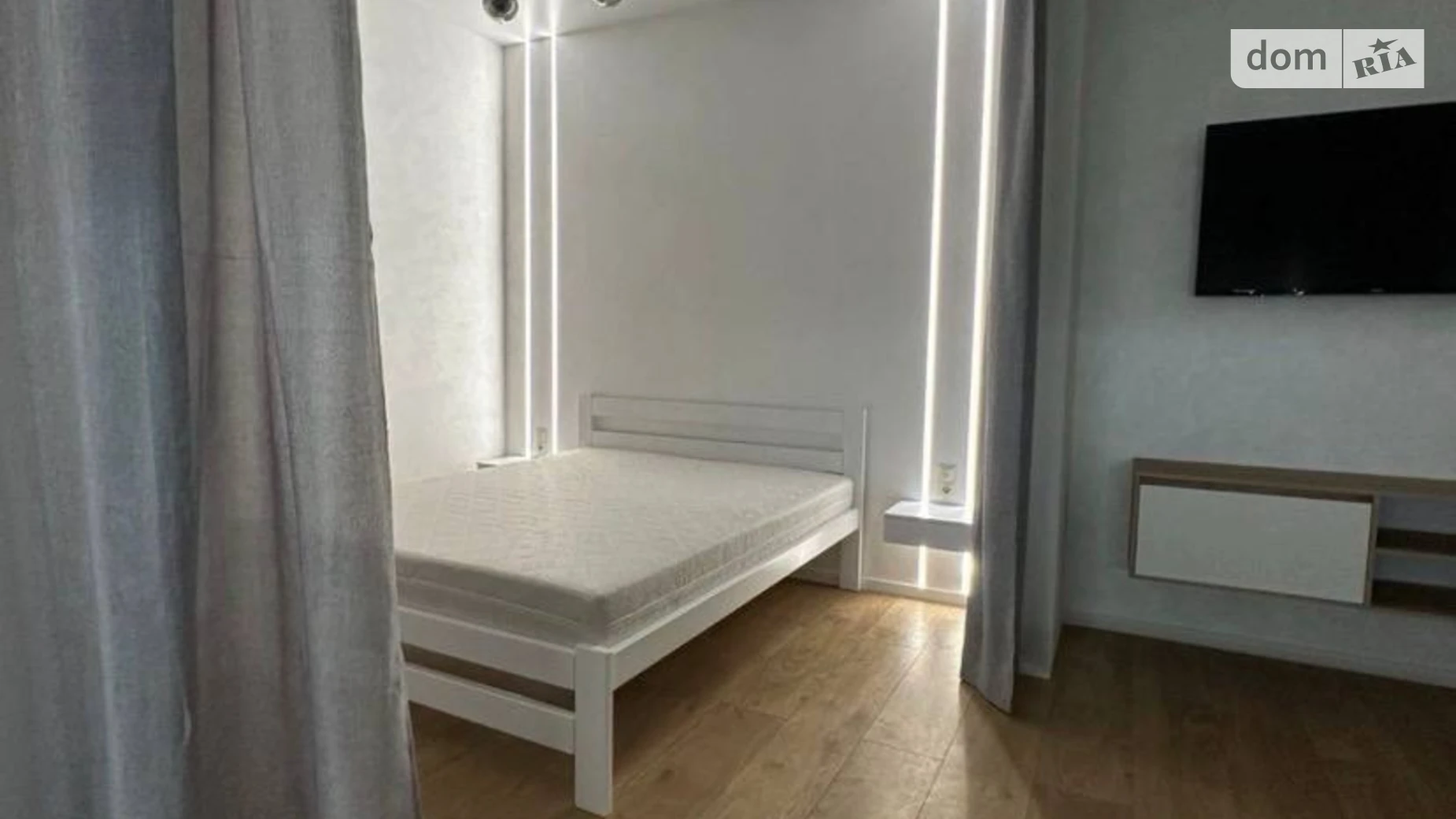 1-комнатная квартира 48 кв. м в Луцке, ул. Франко Ивана - фото 3