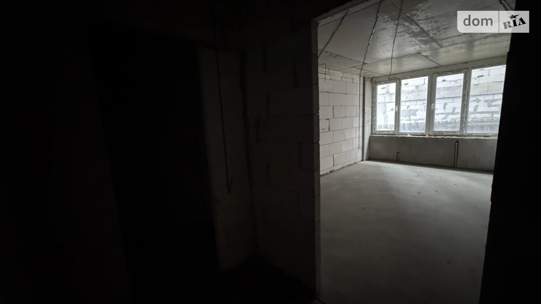 1-комнатная квартира 39 кв. м в Тернополе, ул. Белогорская - фото 2