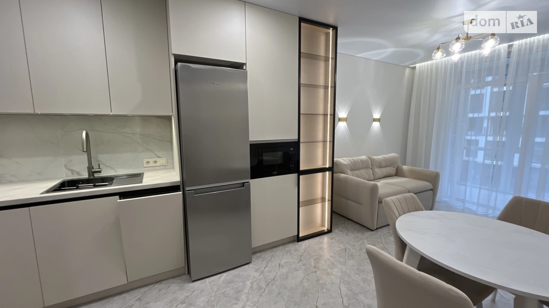 Сдается в аренду 1-комнатная квартира 46 кв. м в Ужгороде, ул. Балог Клары, 8 - фото 4