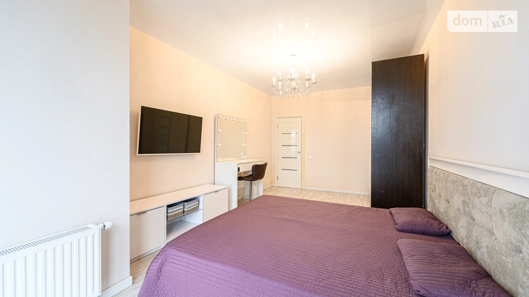 Продается 1-комнатная квартира 50 кв. м в Киеве, ул. Драгоманова, 2Б - фото 4