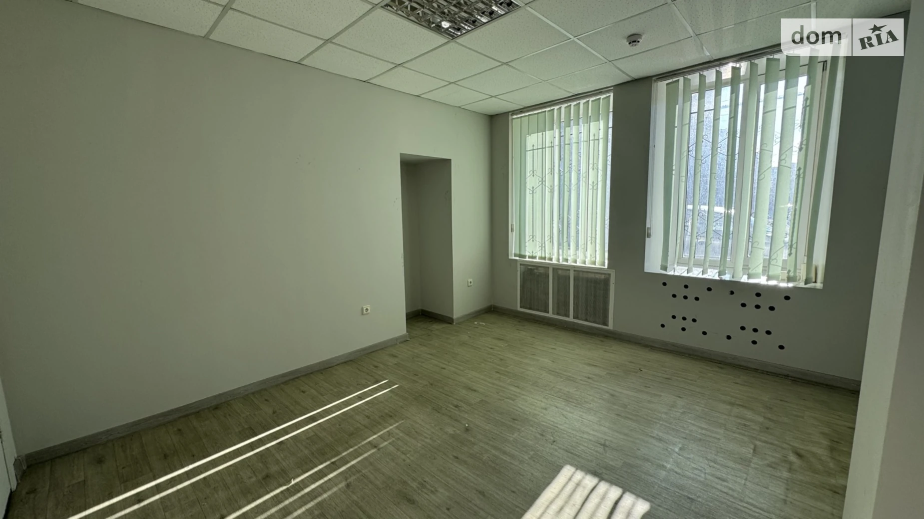 Сдается в аренду помещения свободного назначения 54 кв. м в 2-этажном здании, цена: 16200 грн - фото 2