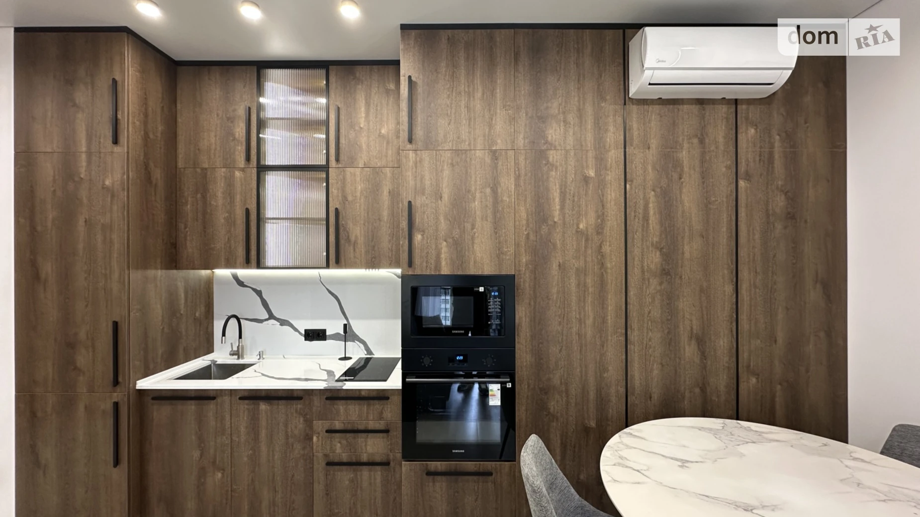 Продается 1-комнатная квартира 43 кв. м в Одессе, ул. Краснова, 3 корпус 60 - фото 4