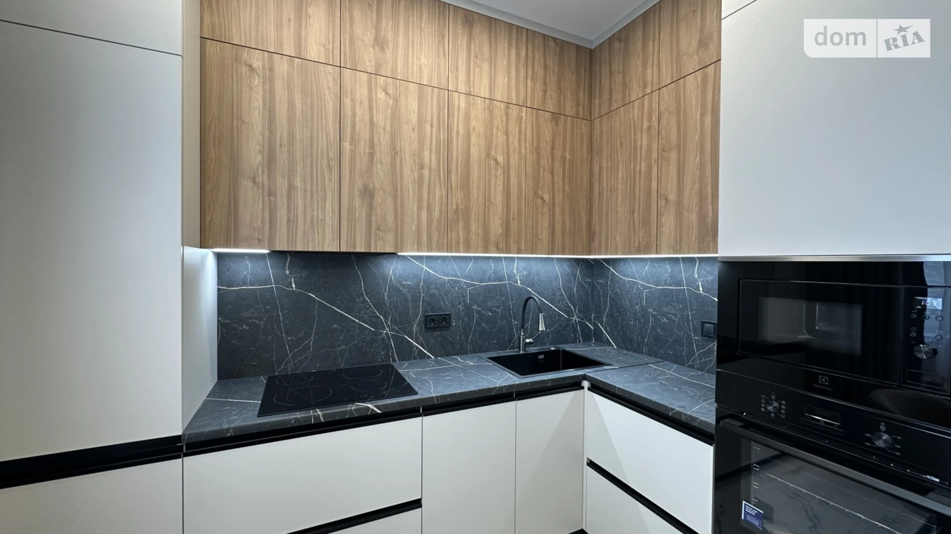 Продается 2-комнатная квартира 62 кв. м в Одессе, ул. Краснова, 3 корпус 66 - фото 4