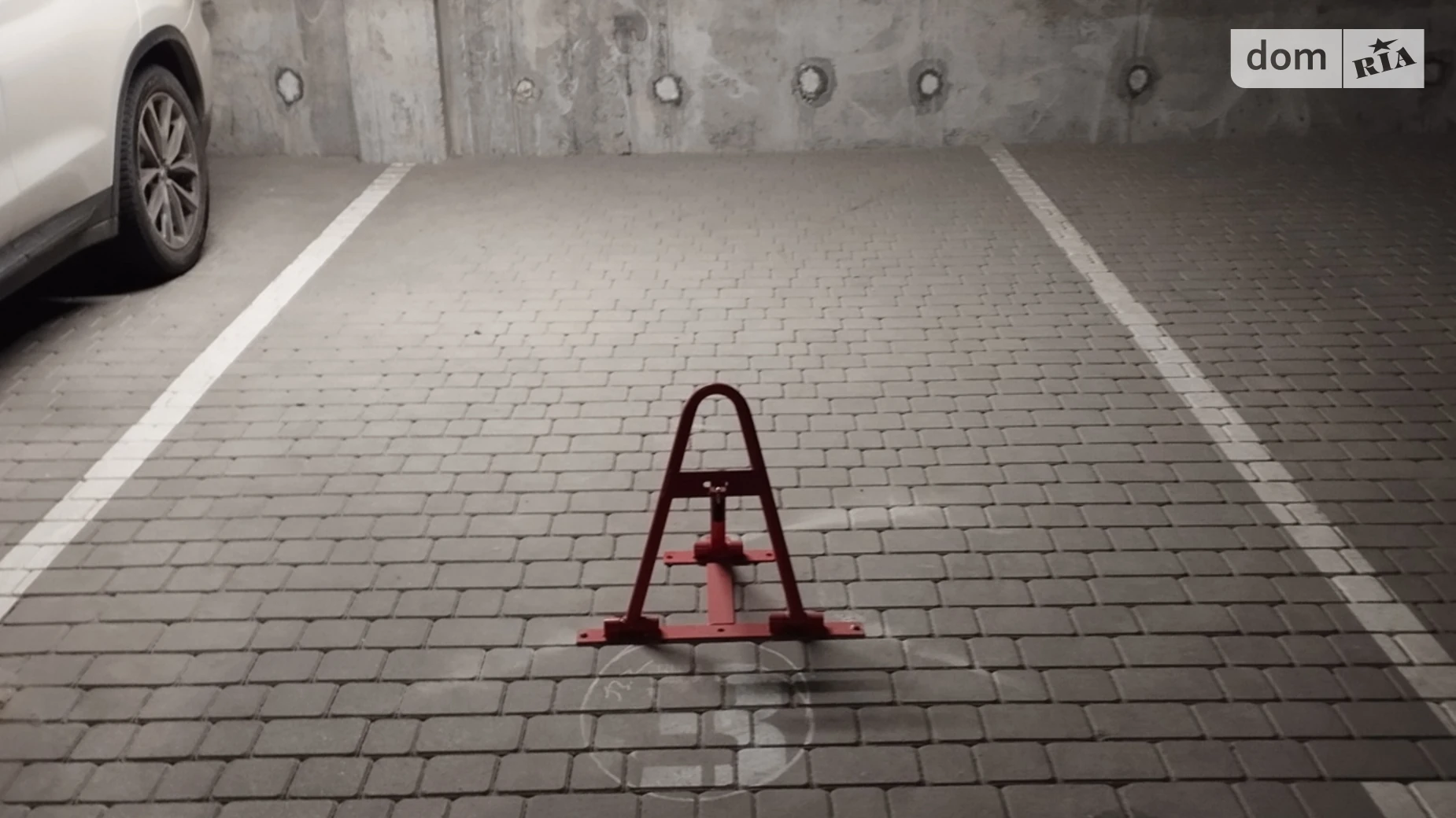 Продается подземный паркинг под легковое авто на 14 кв. м, цена: 18900 $ - фото 2