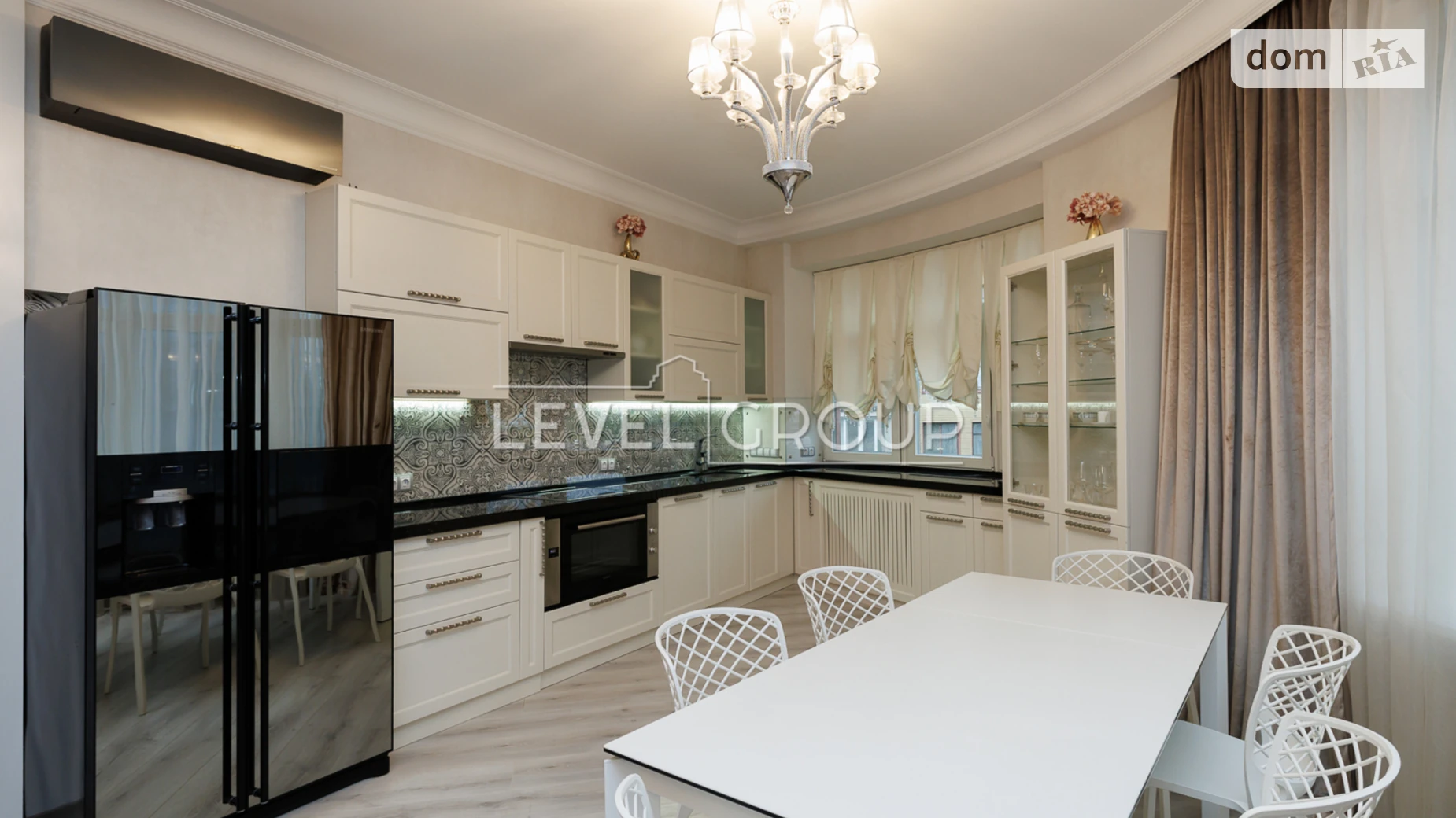 Продается 3-комнатная квартира 125.7 кв. м в Киеве, ул. Коновальца Евгения, 36В - фото 2