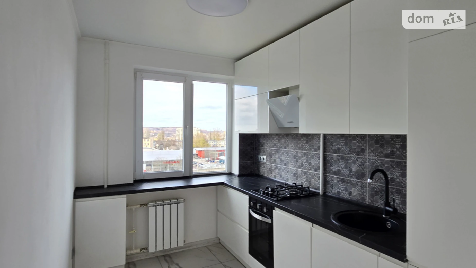 Продается 2-комнатная квартира 44.7 кв. м в Кривом Роге, просп. 200-летия Кривого Рога, 13 - фото 2