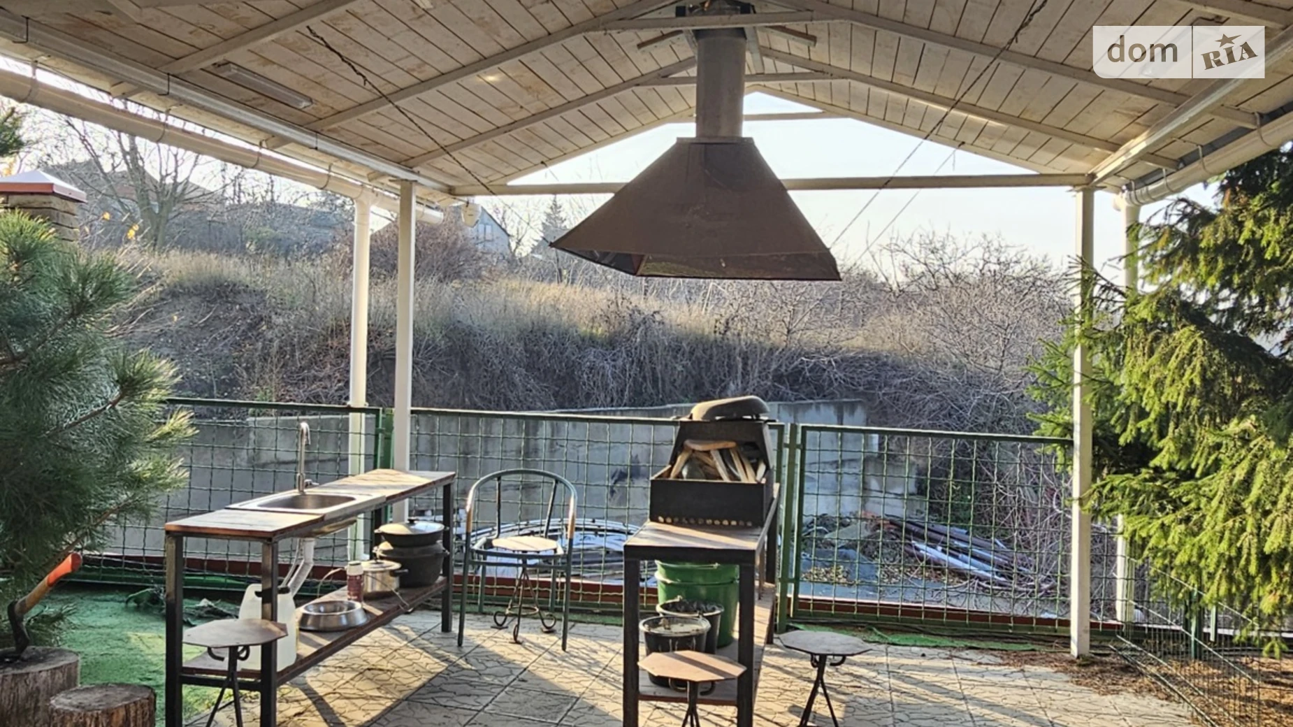 Продается дом на 3 этажа 231.5 кв. м с беседкой, цена: 130000 $ - фото 2