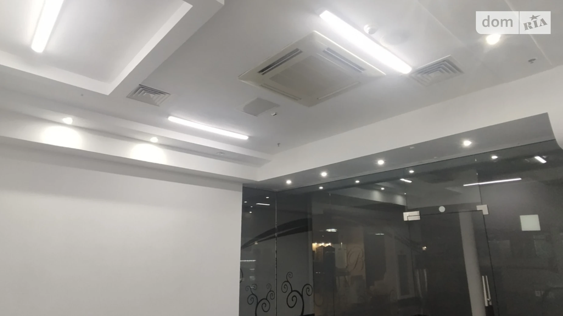 Здається в оренду офіс 28 кв. м в бізнес-центрі, цена: 17360 грн - фото 2