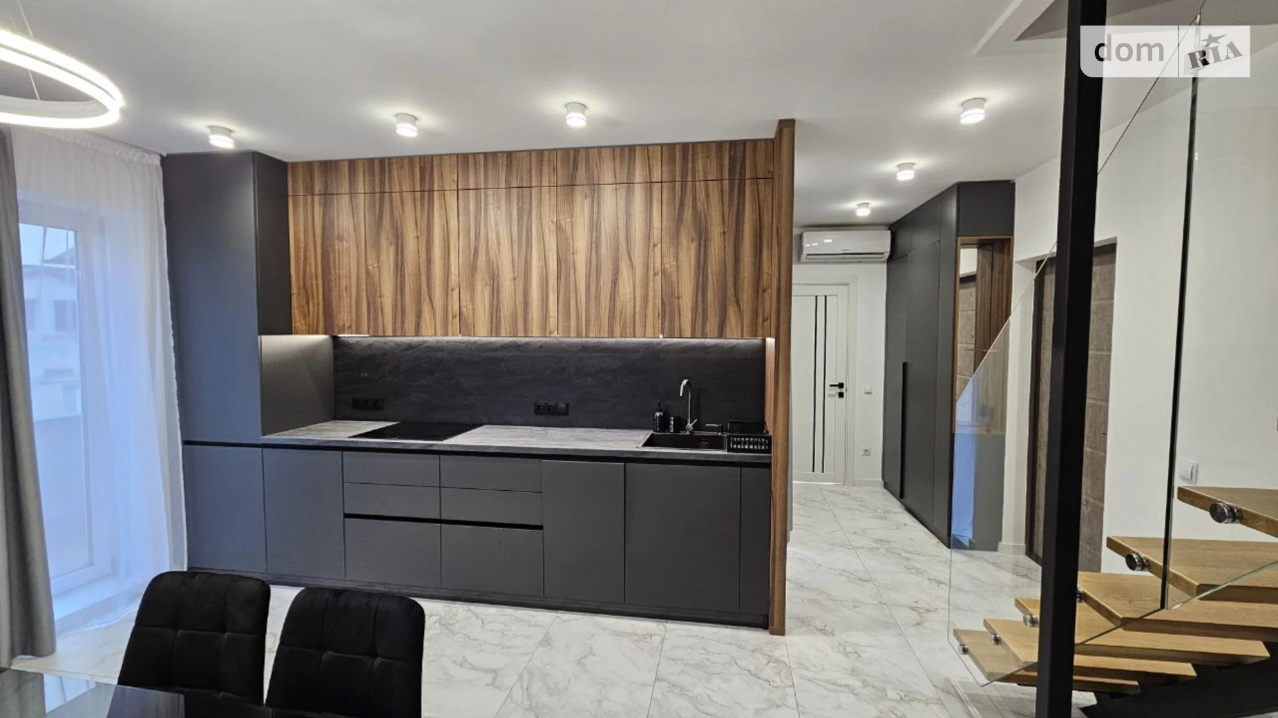 3-комнатная квартира 102.6 кв. м в Тернополе, ул. Франко Ивана - фото 3