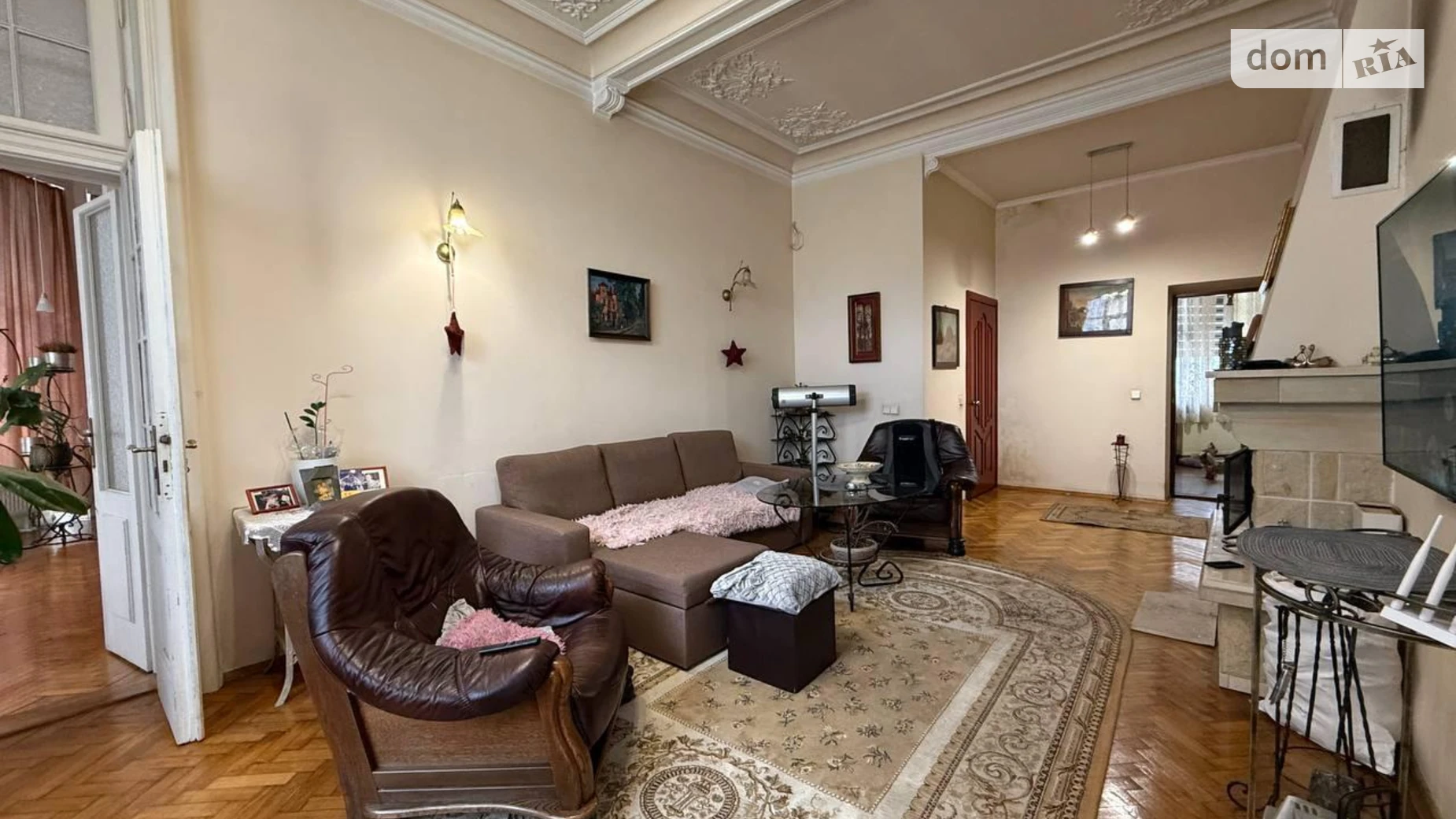 Продается дом на 2 этажа 340 кв. м с бассейном, цена: 800000 $ - фото 4