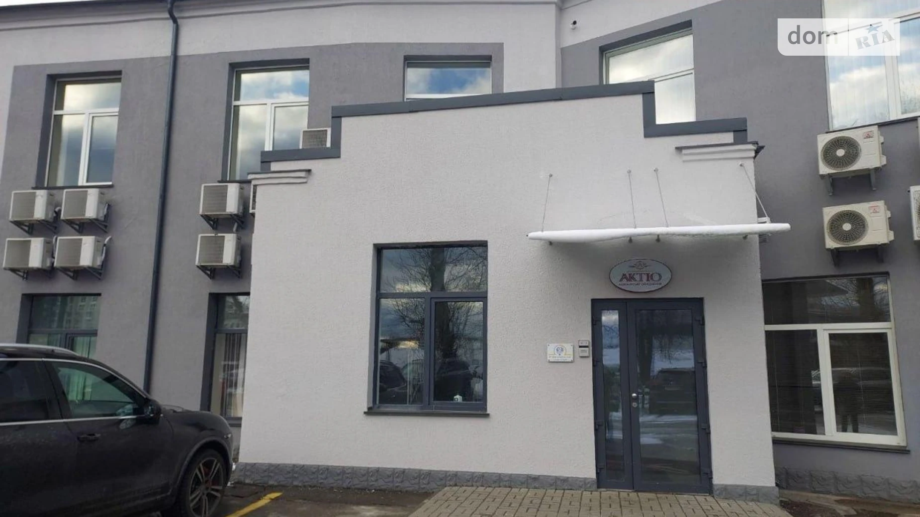 Сдается в аренду офис 216 кв. м в бизнес-центре, цена: 4500 $ - фото 2