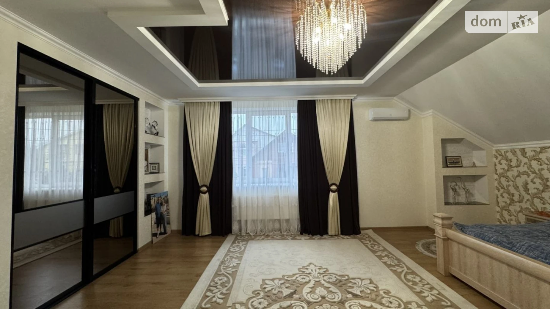 Продается дом на 2 этажа 246.5 кв. м с балконом, цена: 225000 $ - фото 2