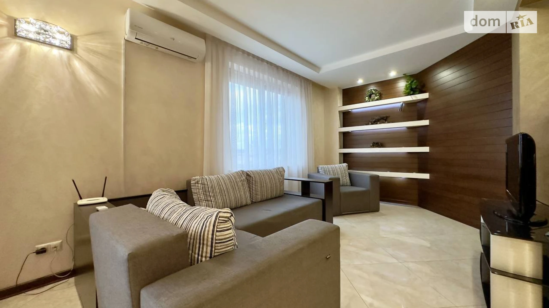 Сдается в аренду 3-комнатная квартира 100 кв. м в Львове, ул. Панча Петра, 18В - фото 4