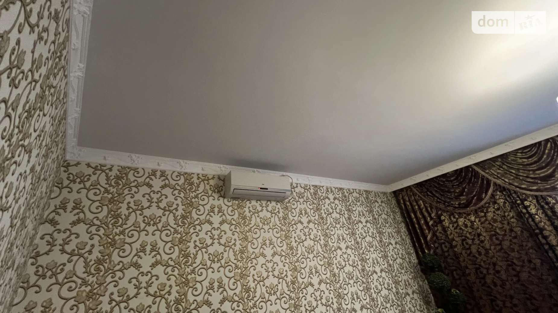 Продается 3-комнатная квартира 80 кв. м в Мукачеве, ул. Мира, 5 - фото 2