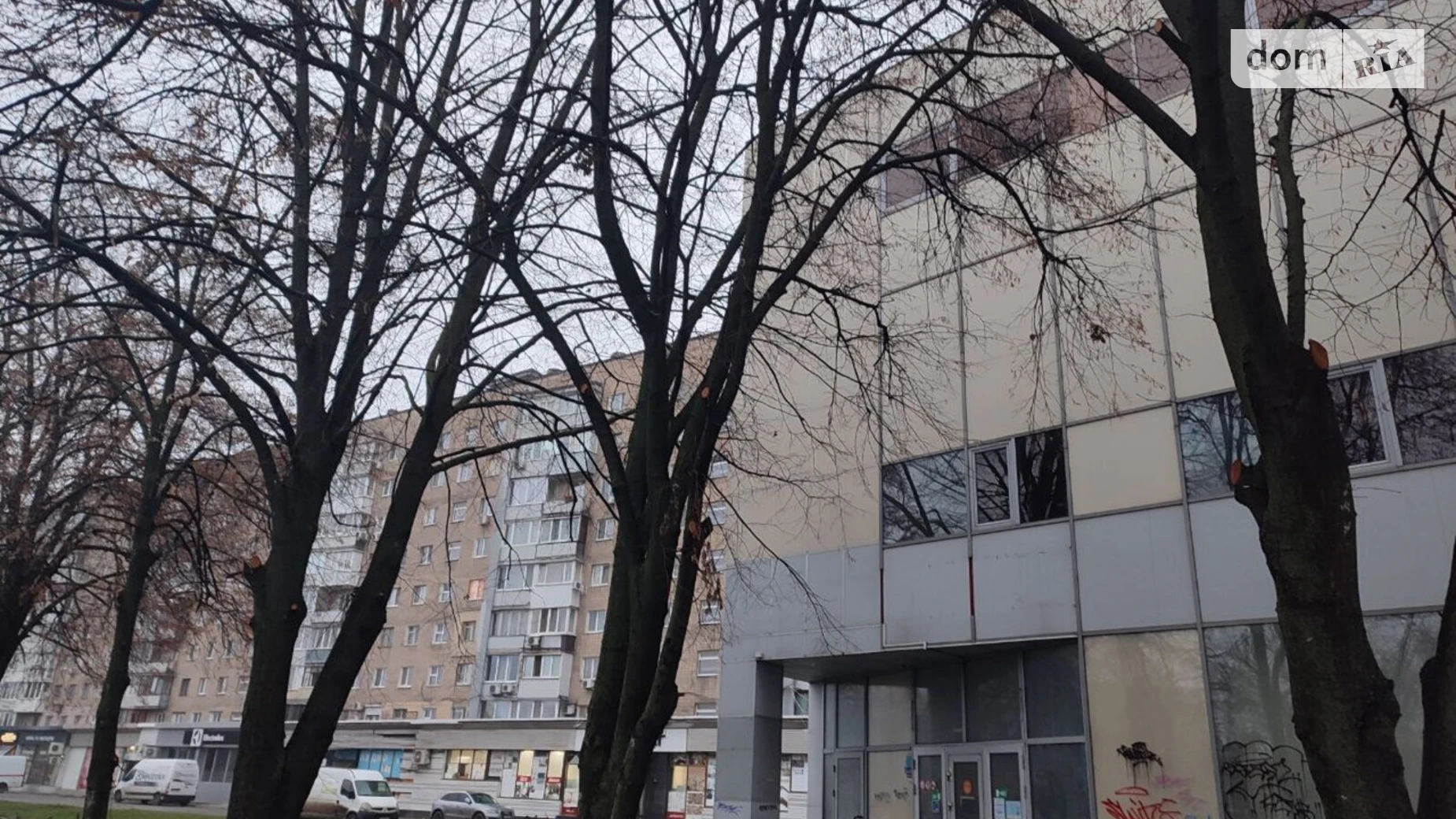 Сдается в аренду объект сферы услуг 1528.4 кв. м в 3-этажном здании, цена: 275112 грн - фото 5