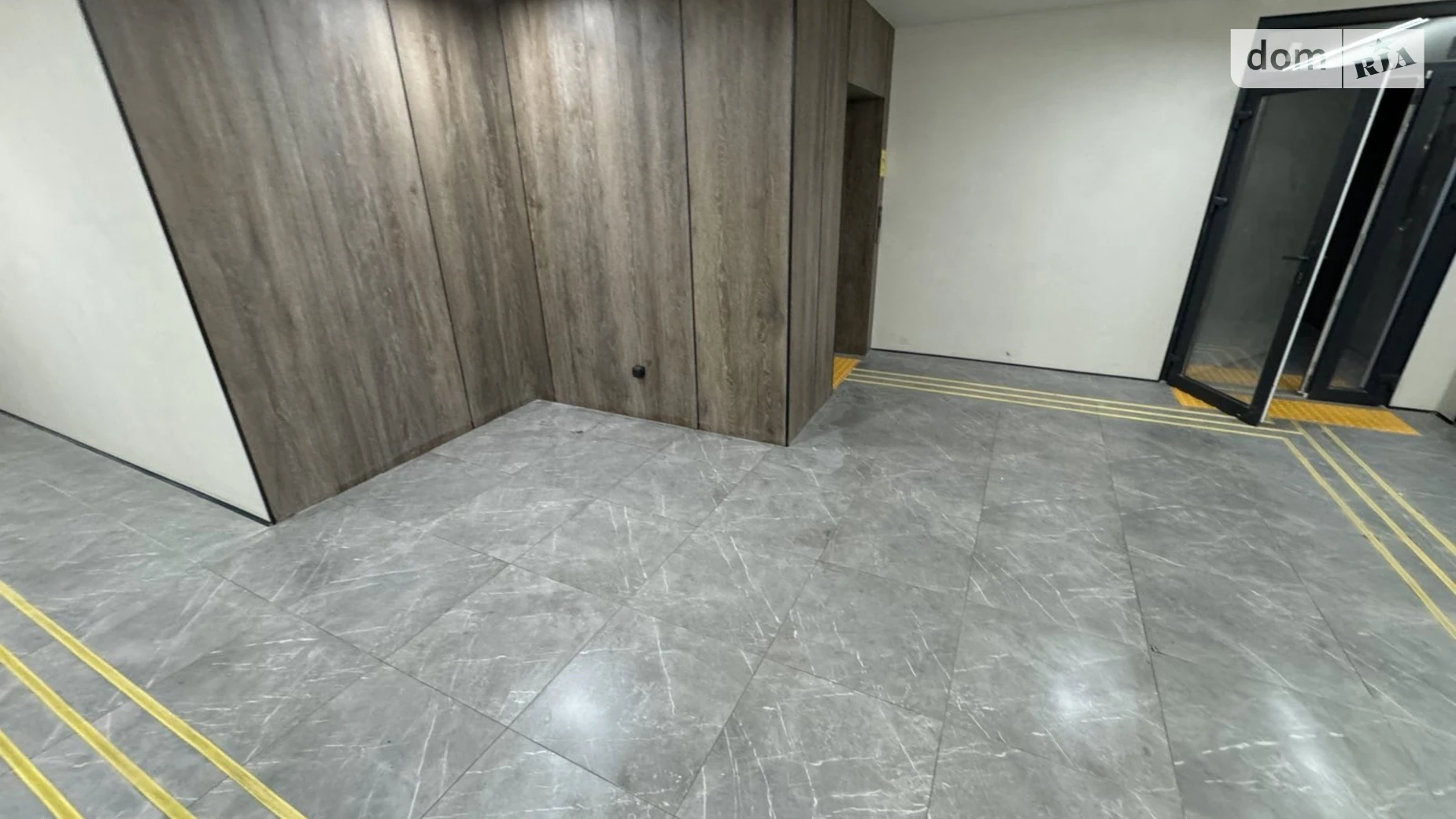 Продается 1-комнатная квартира 51.7 кв. м в Мукачеве, ул. Илоны Зрини, 67В - фото 4