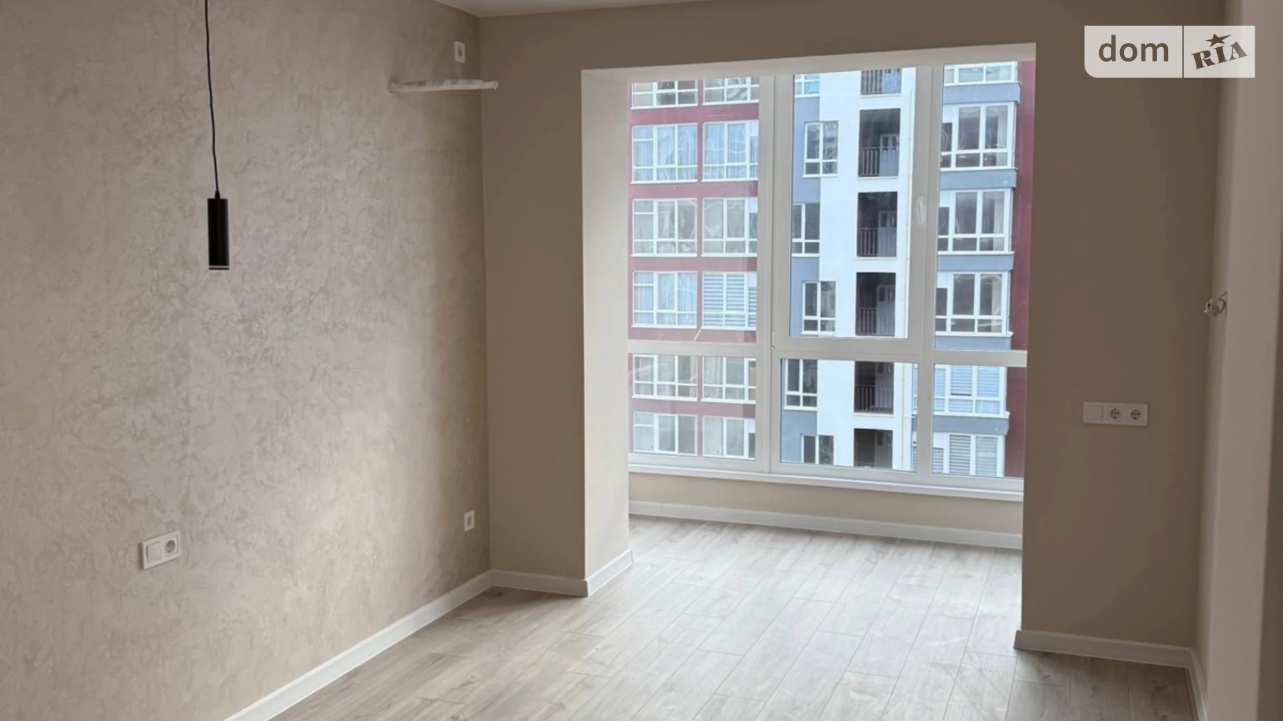 Продается 1-комнатная квартира 47.9 кв. м в Ивано-Франковске, ул. Княгинин, 44 корпус 19 - фото 2