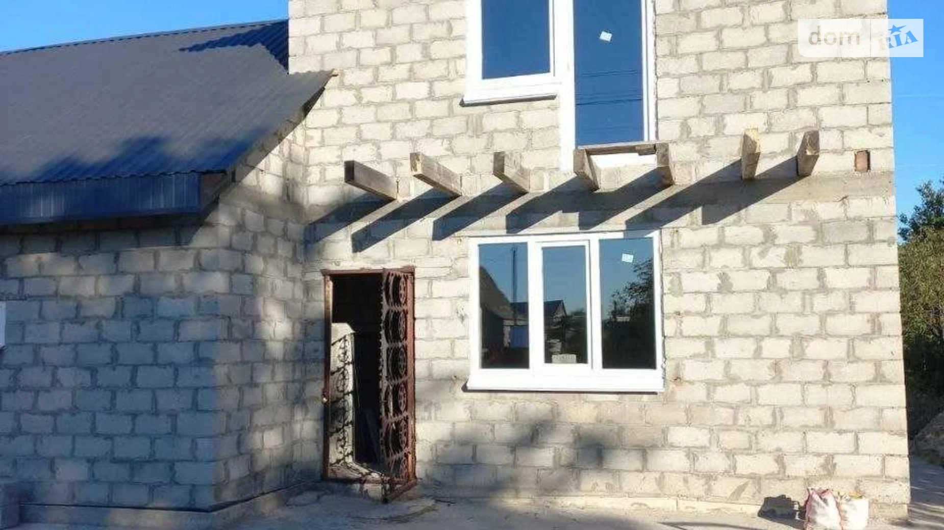 Продается дом на 2 этажа 70 кв. м с беседкой, цена: 34800 $ - фото 3